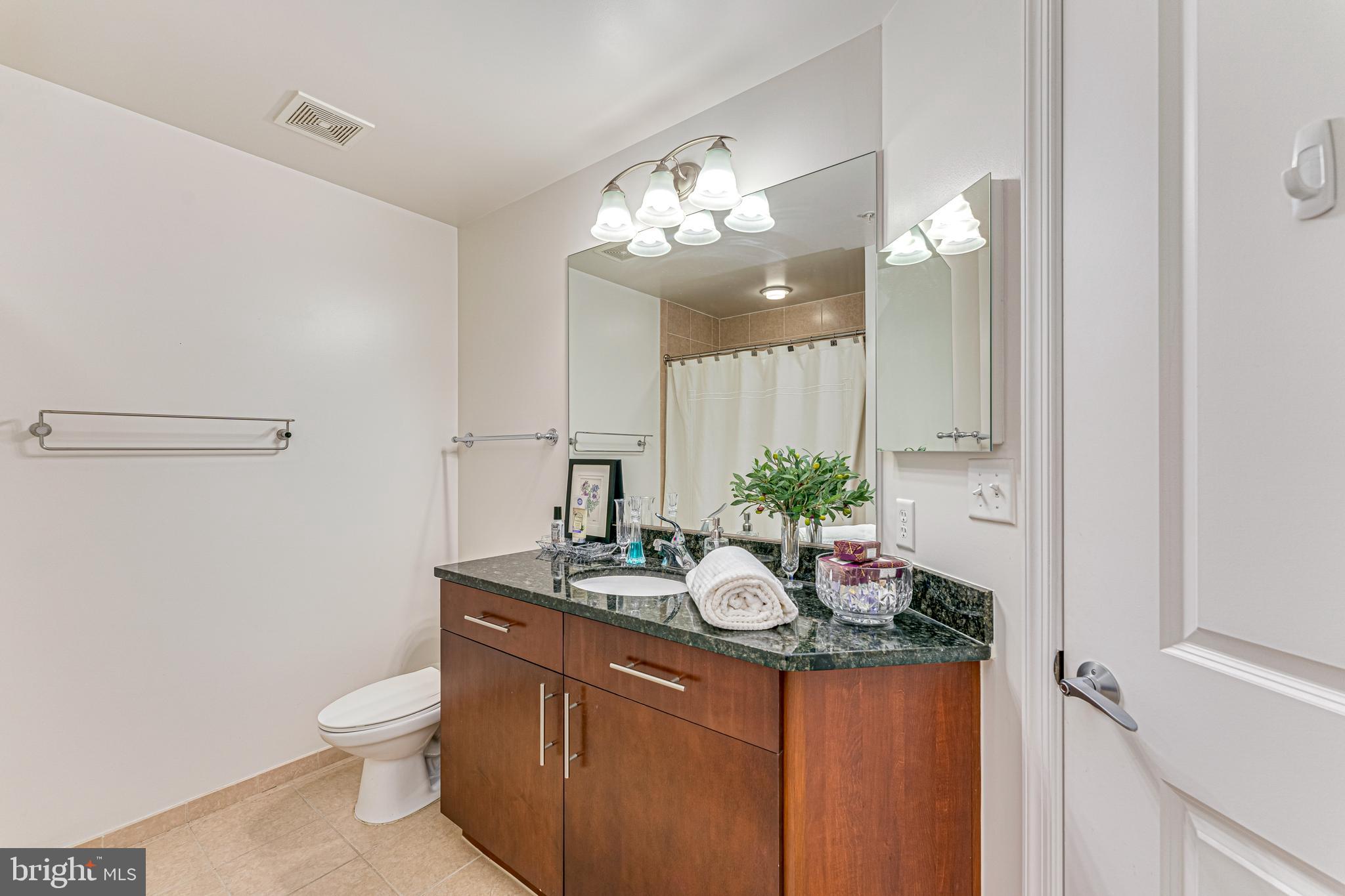 FLEET STREET CONDOMINIUMS - Residential