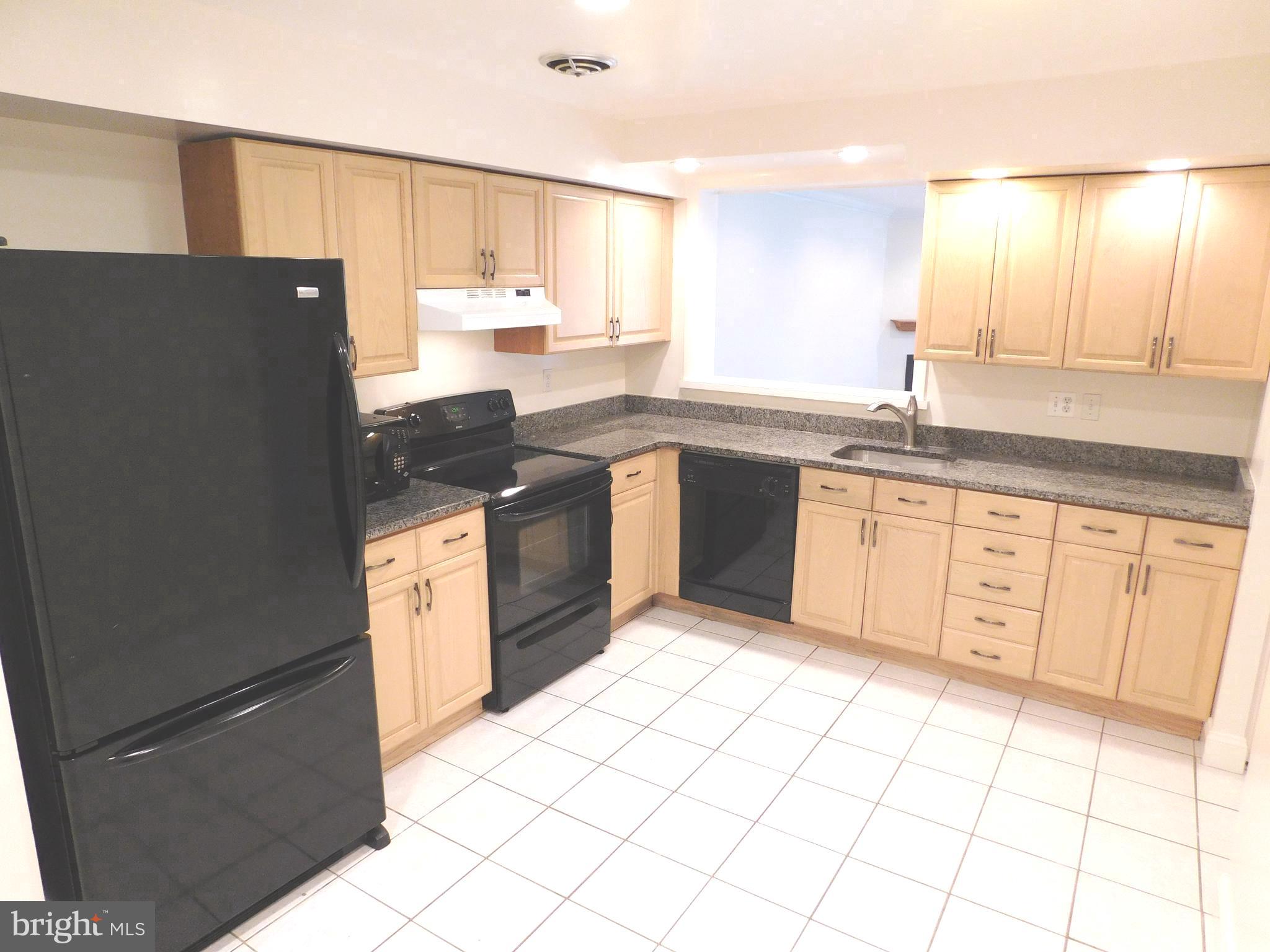 1741 S HAYES STREET S 1