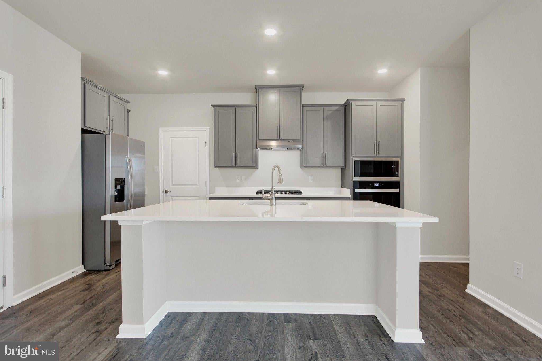 165 GRANDVIEW WAY