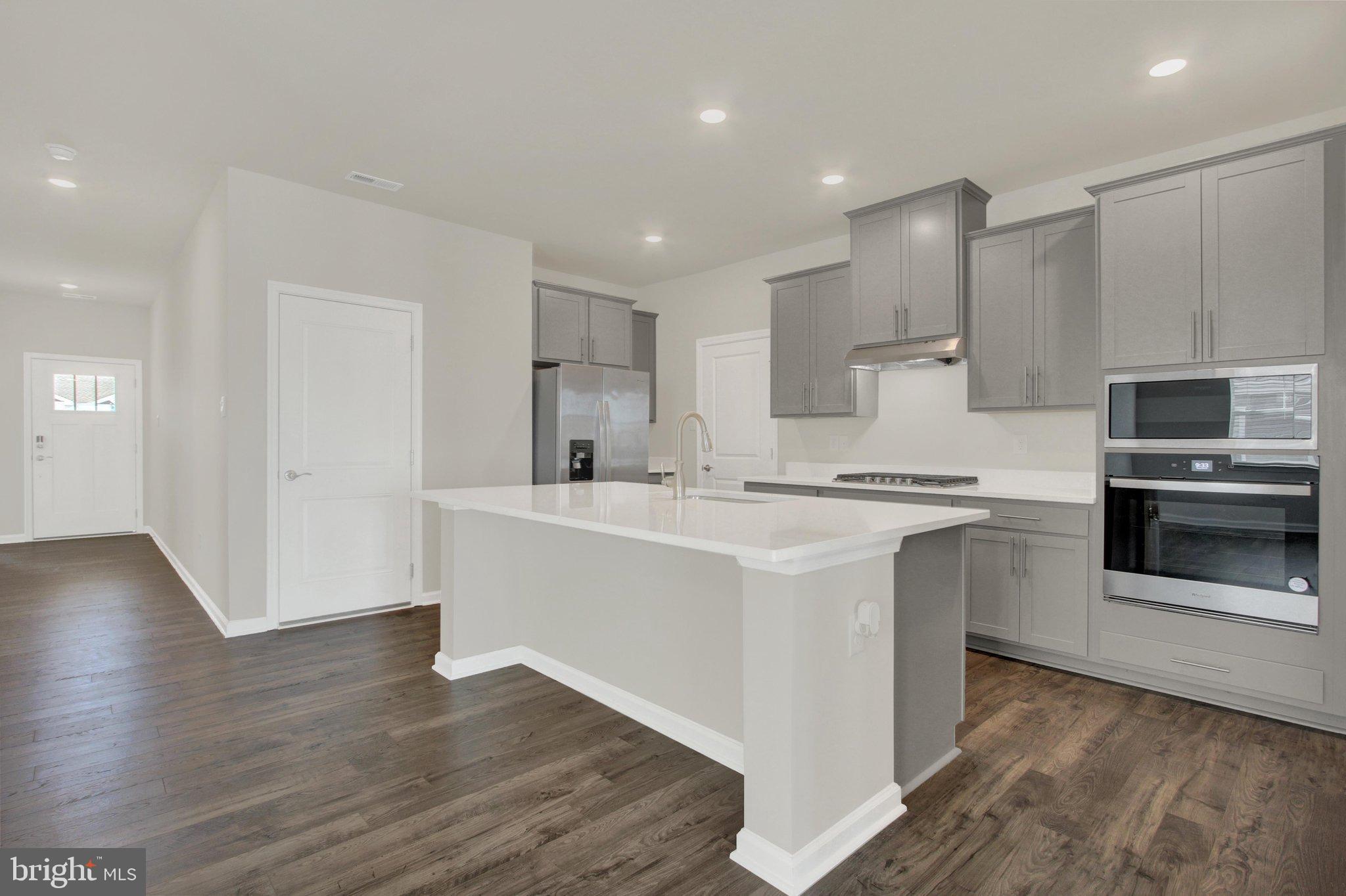 165 GRANDVIEW WAY