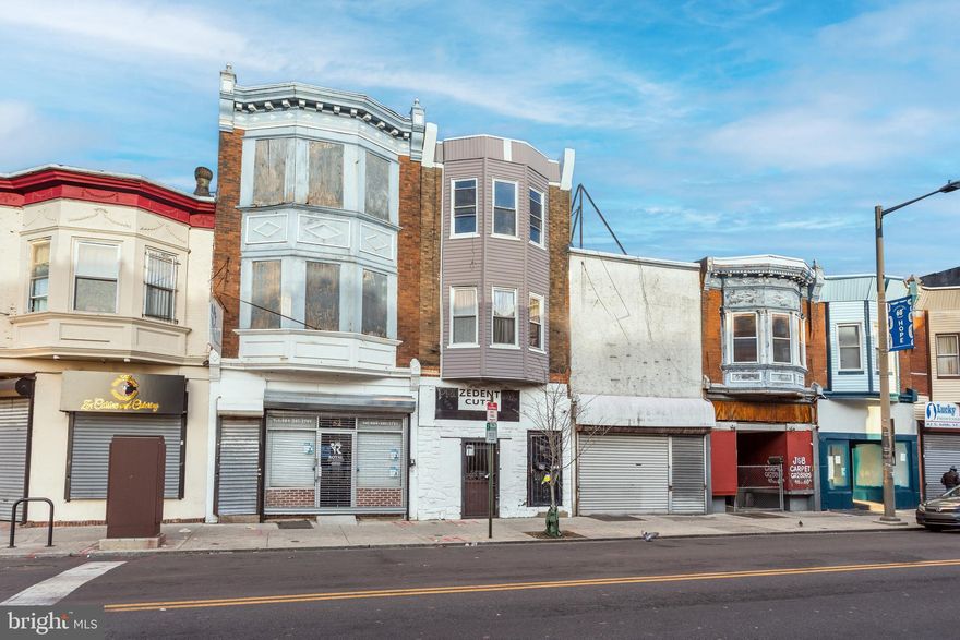 Welcome to 50s 60th Street – An Excellent Investment Opportunity! This 3-story commercial building offers incredible potential. The property includes: Two spacious 3-bedroom, 1-bath residential units. A large commercial storefront on the ground floor
The first floor features a generous commercial space with two bathrooms, plus access to the basement and backyard. The second floor houses a 3-bedroom, 1-bath apartment that is currently tenant-occupied.
The third floor offers another 3-bedroom, 1-bath unit, currently vacant. Located in a prime area near the 60th Street Terminal, this property benefits from heavy foot traffic and excellent visibility.
Don't miss out on this exceptional mixed-use building with strong rental income potential!