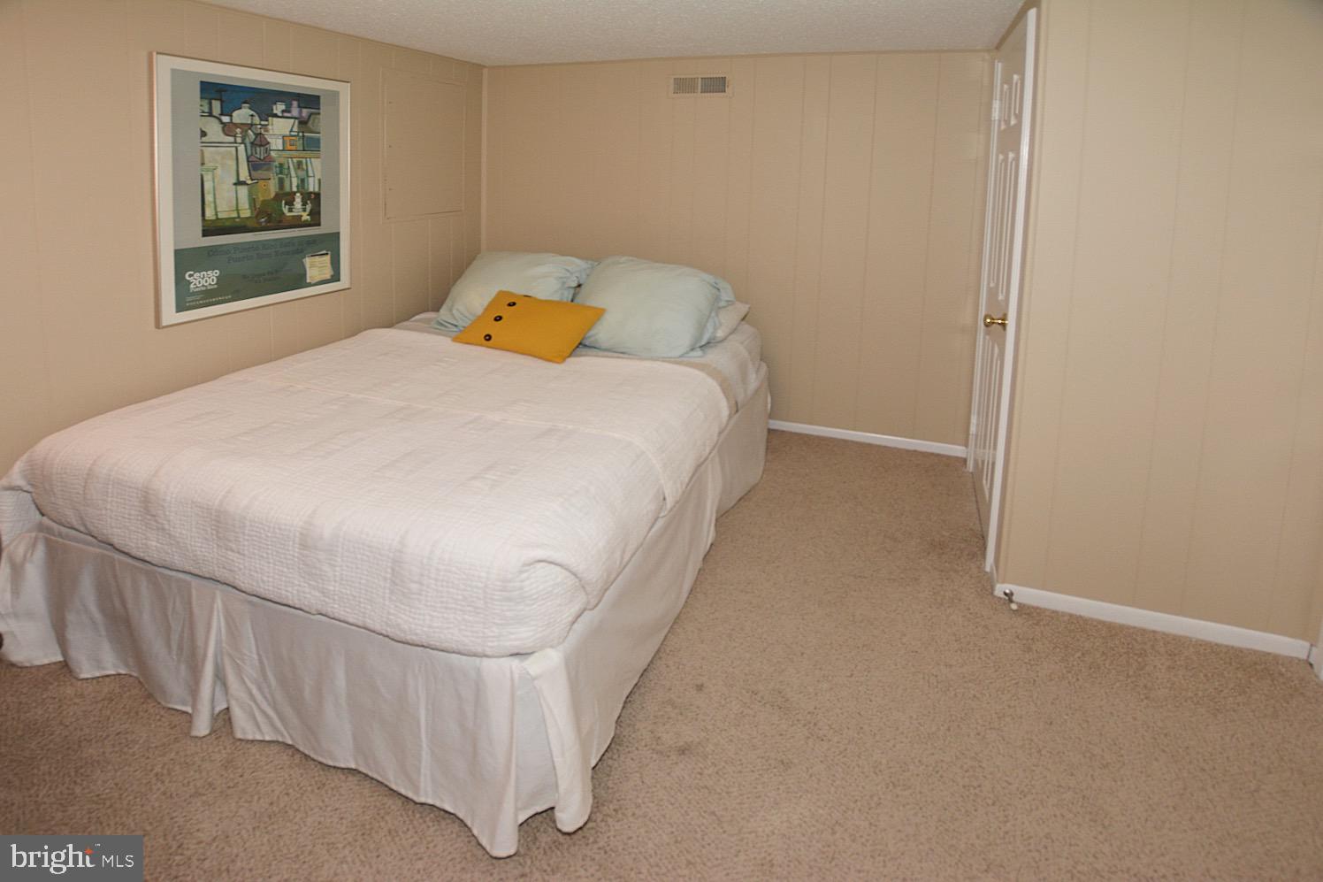 FAIRLINGTON VILLAGES - Residential Lease