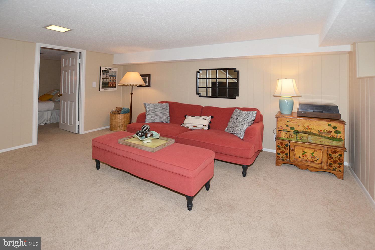 FAIRLINGTON VILLAGES - Residential Lease