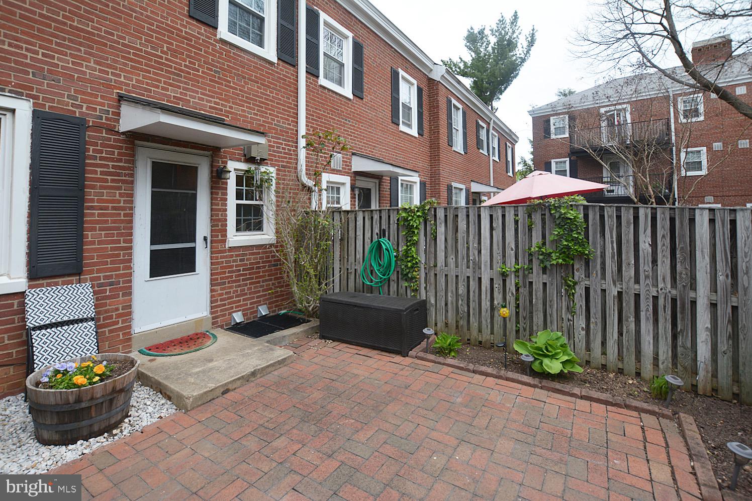 FAIRLINGTON VILLAGES - Residential Lease