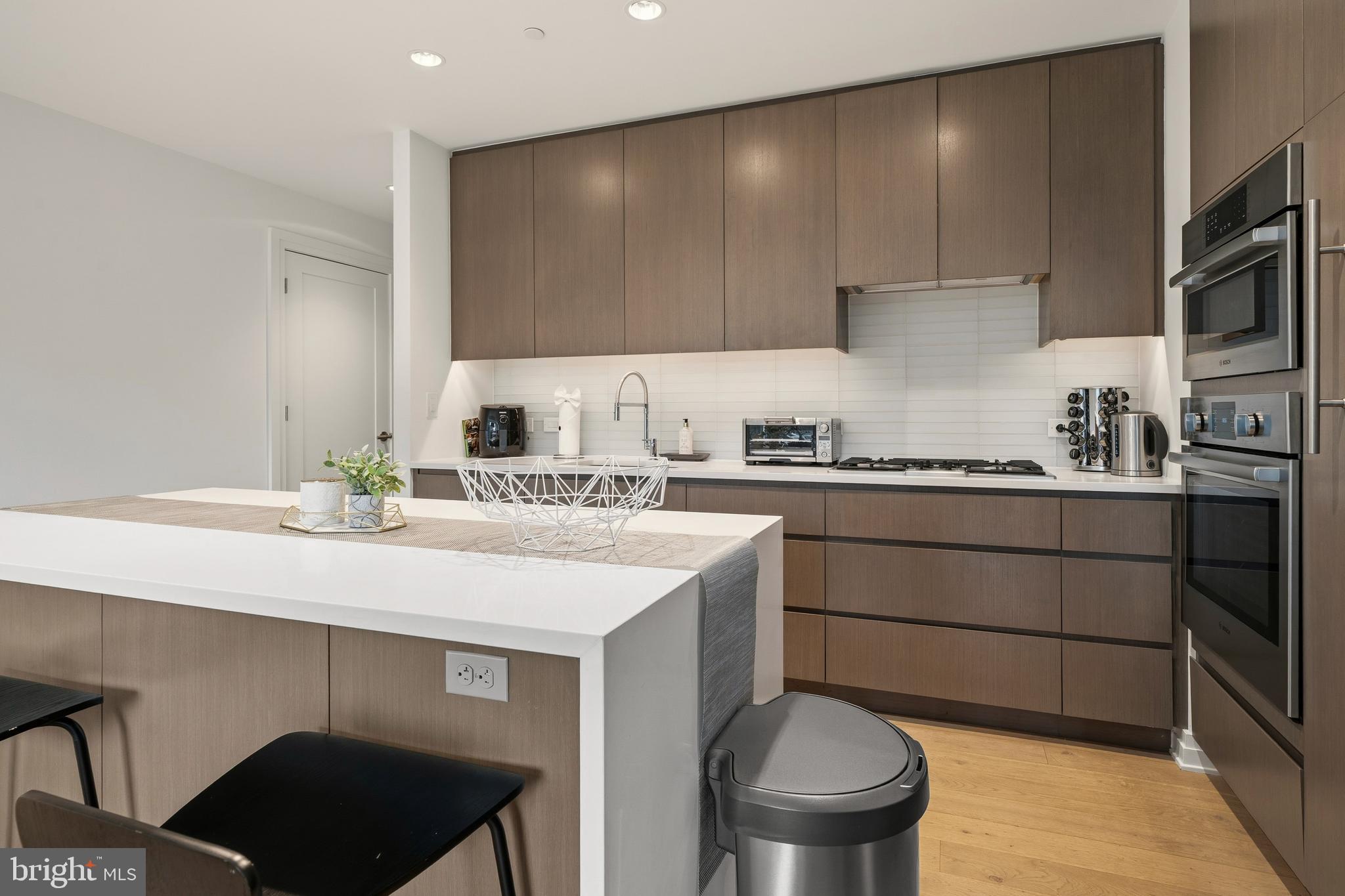 WEST END - Residential