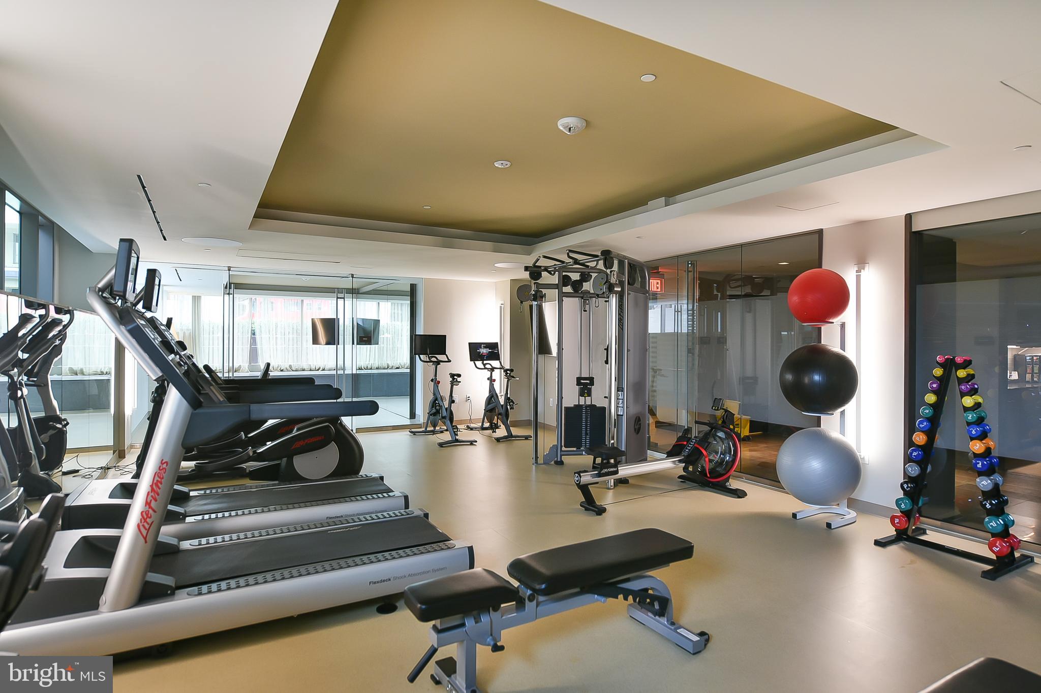 WEST END - Residential