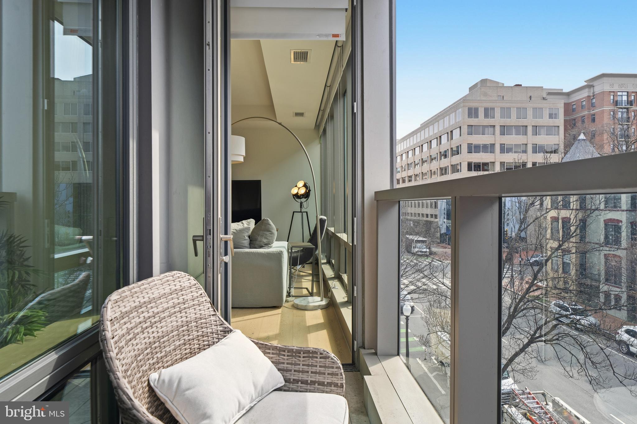 WEST END - Residential