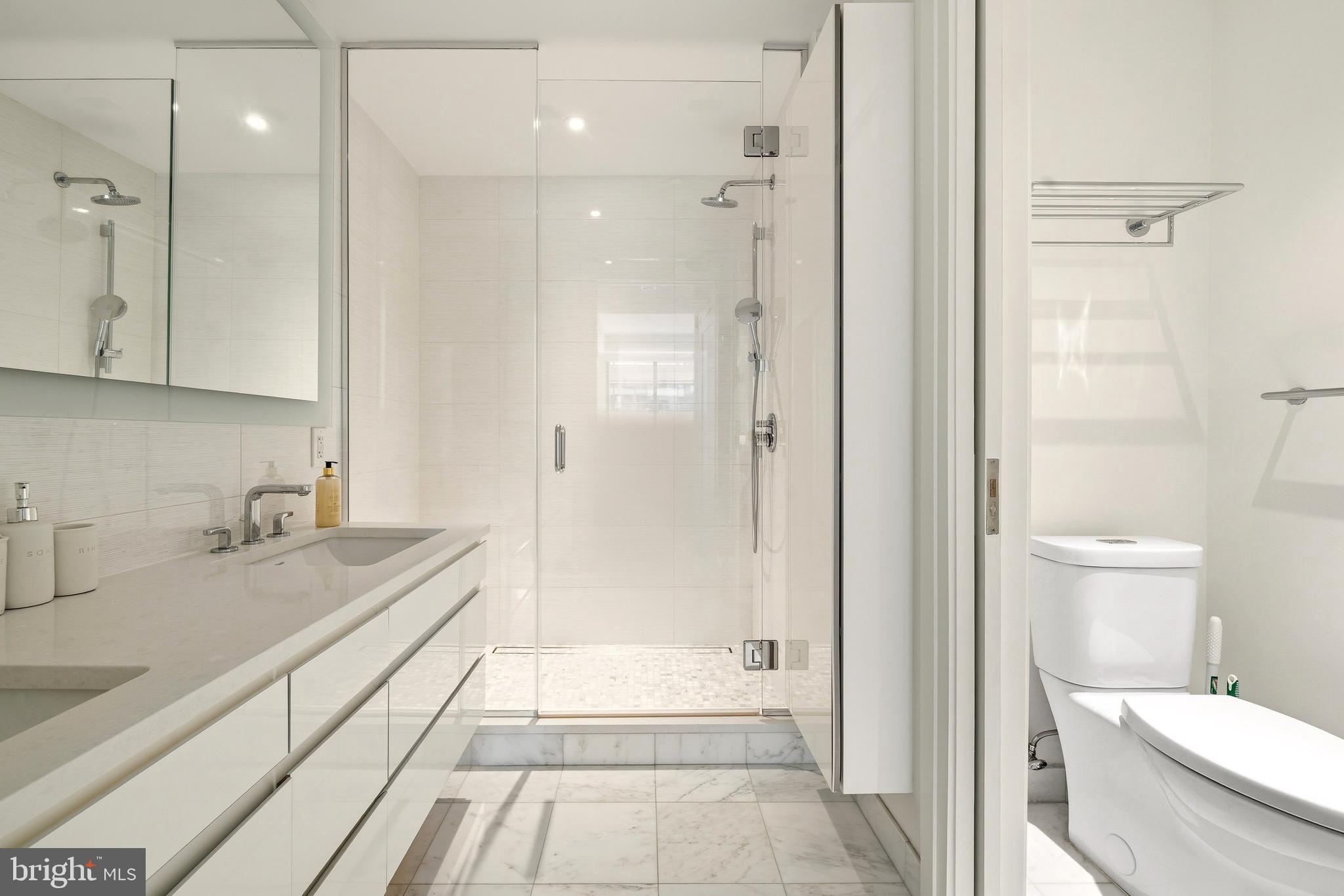 WEST END - Residential