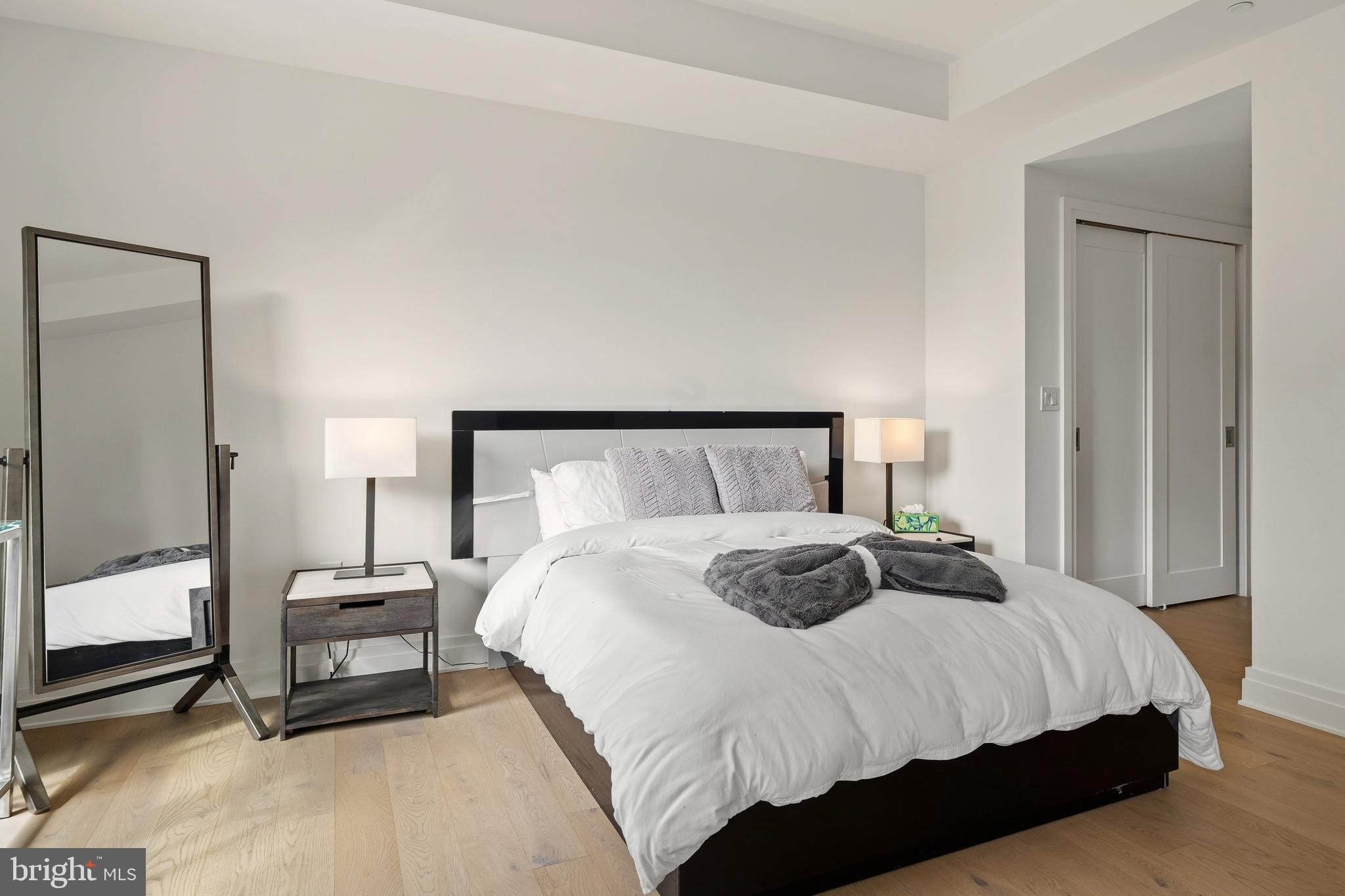 WEST END - Residential