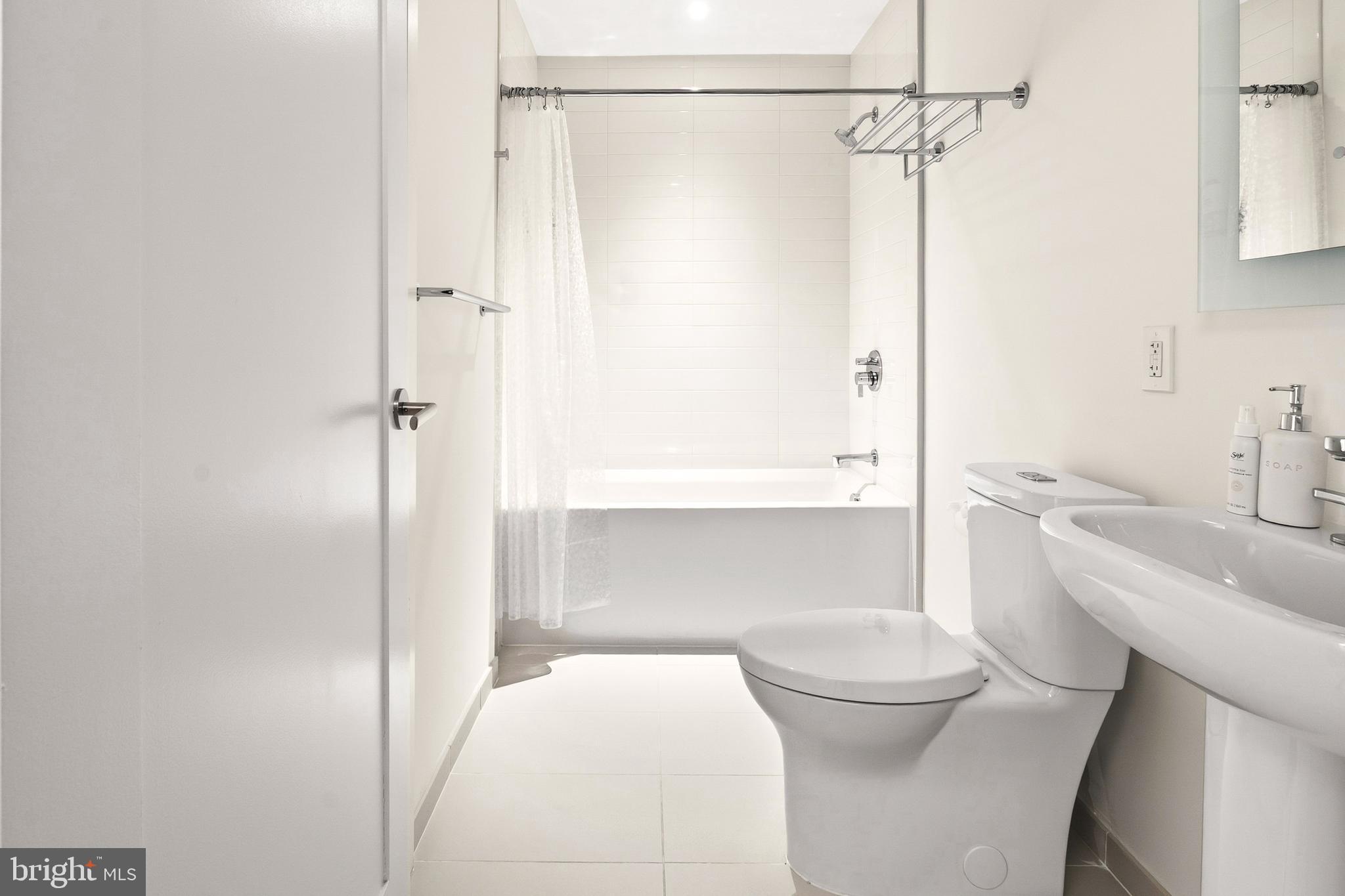 WEST END - Residential