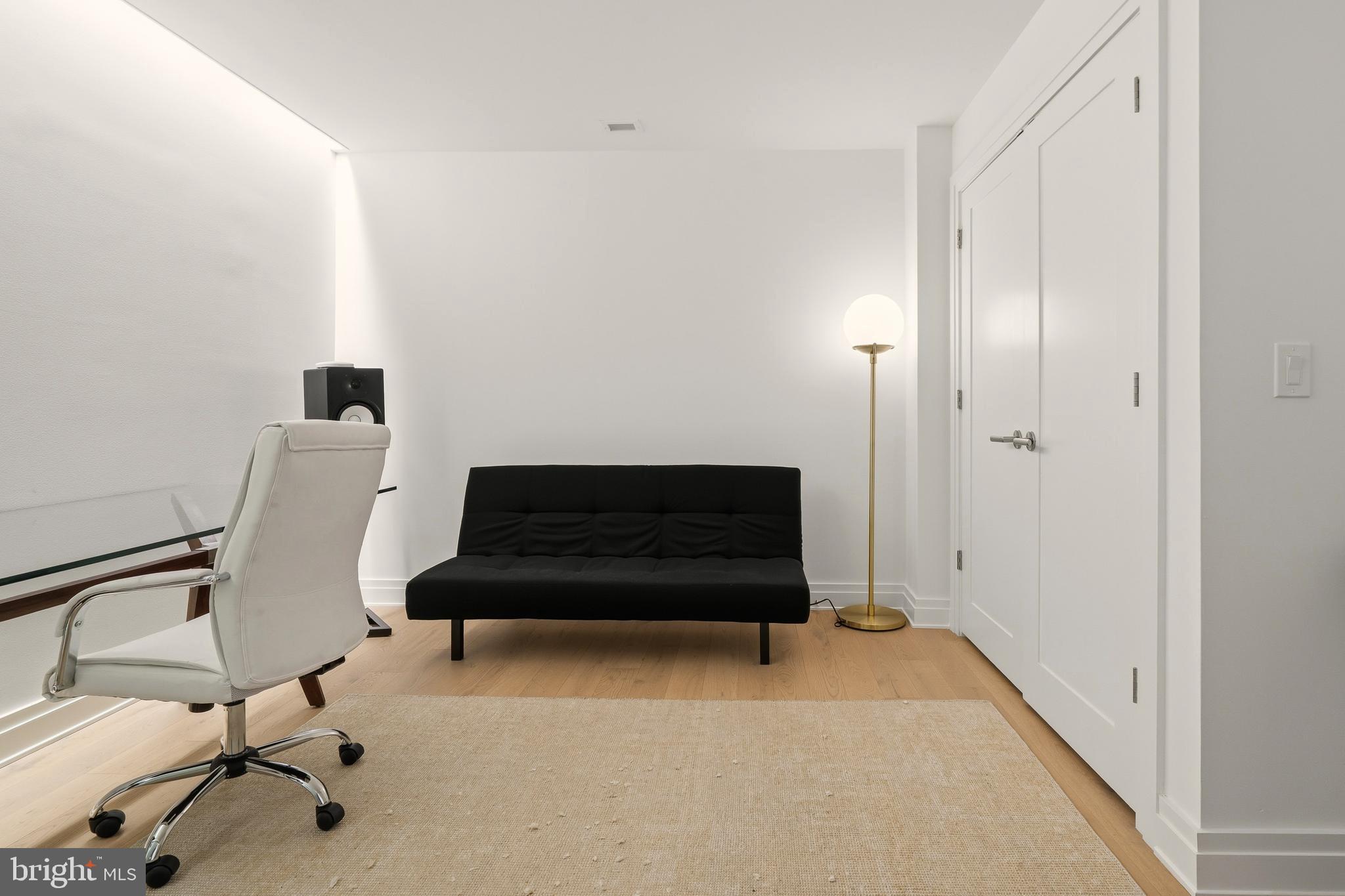 WEST END - Residential