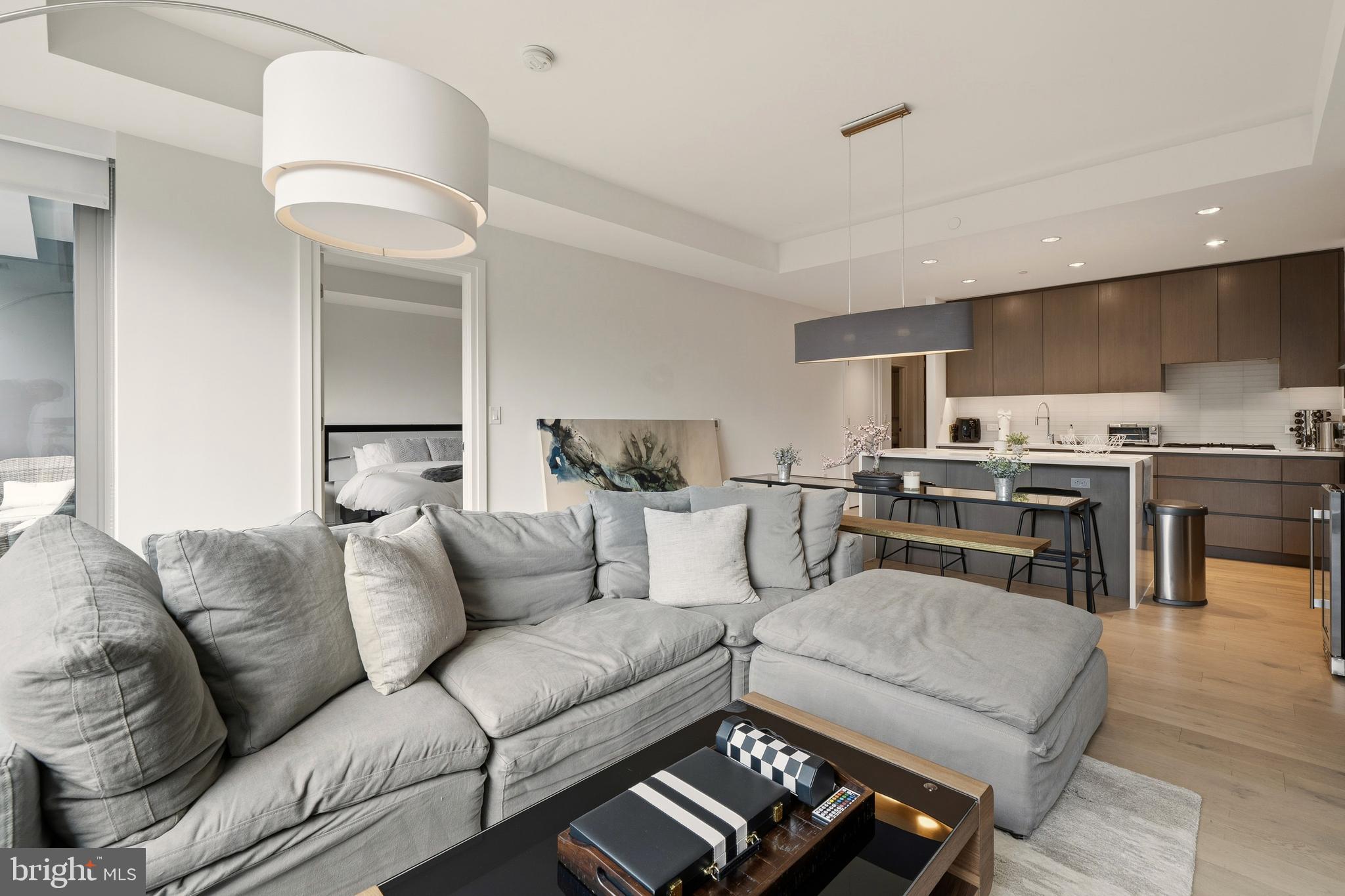 WEST END - Residential