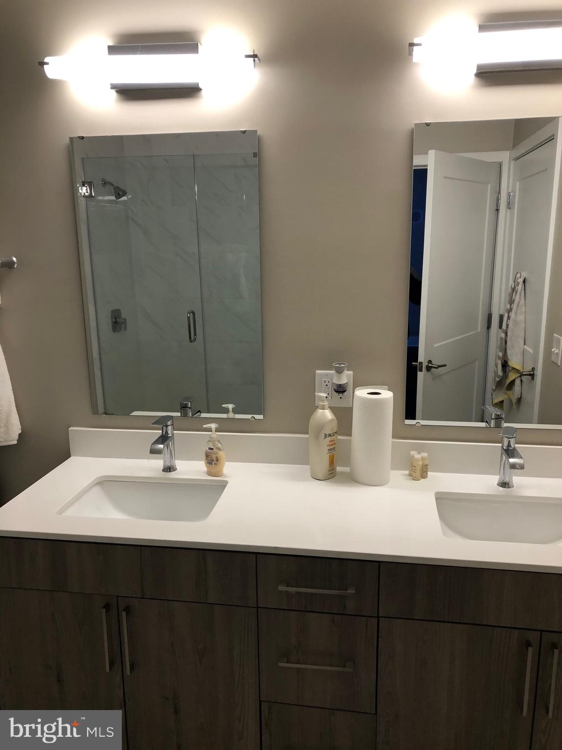 NATIONAL HARBOR - Residential Lease