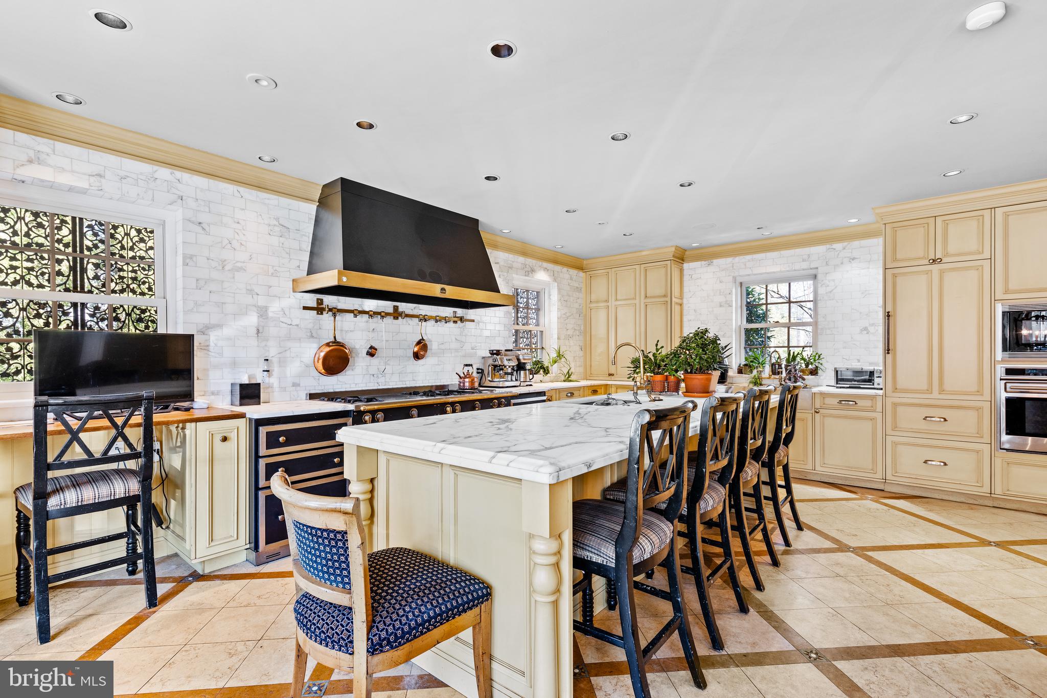 MERION GOLF MANOR - Residential
