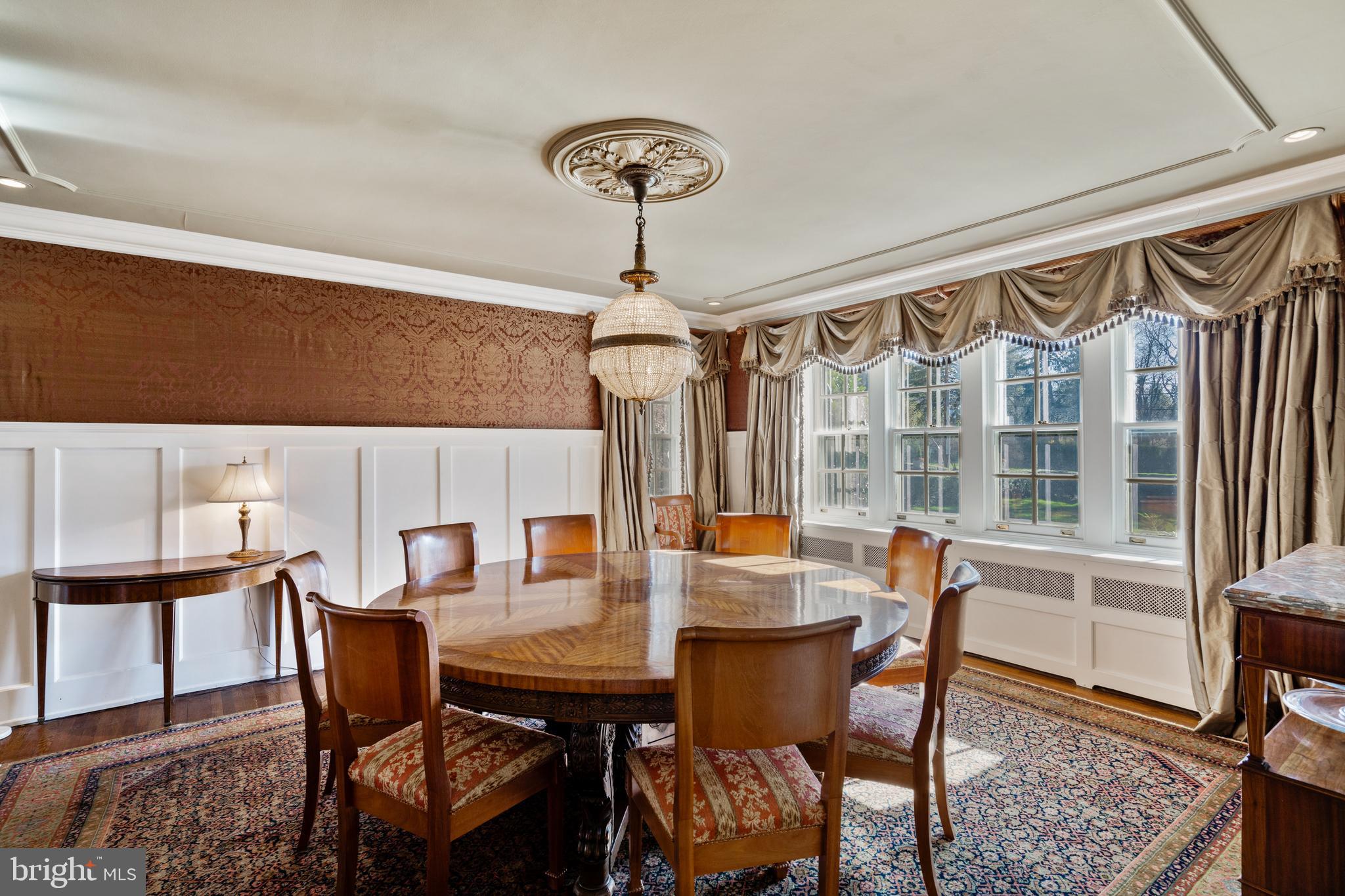 MERION GOLF MANOR - Residential