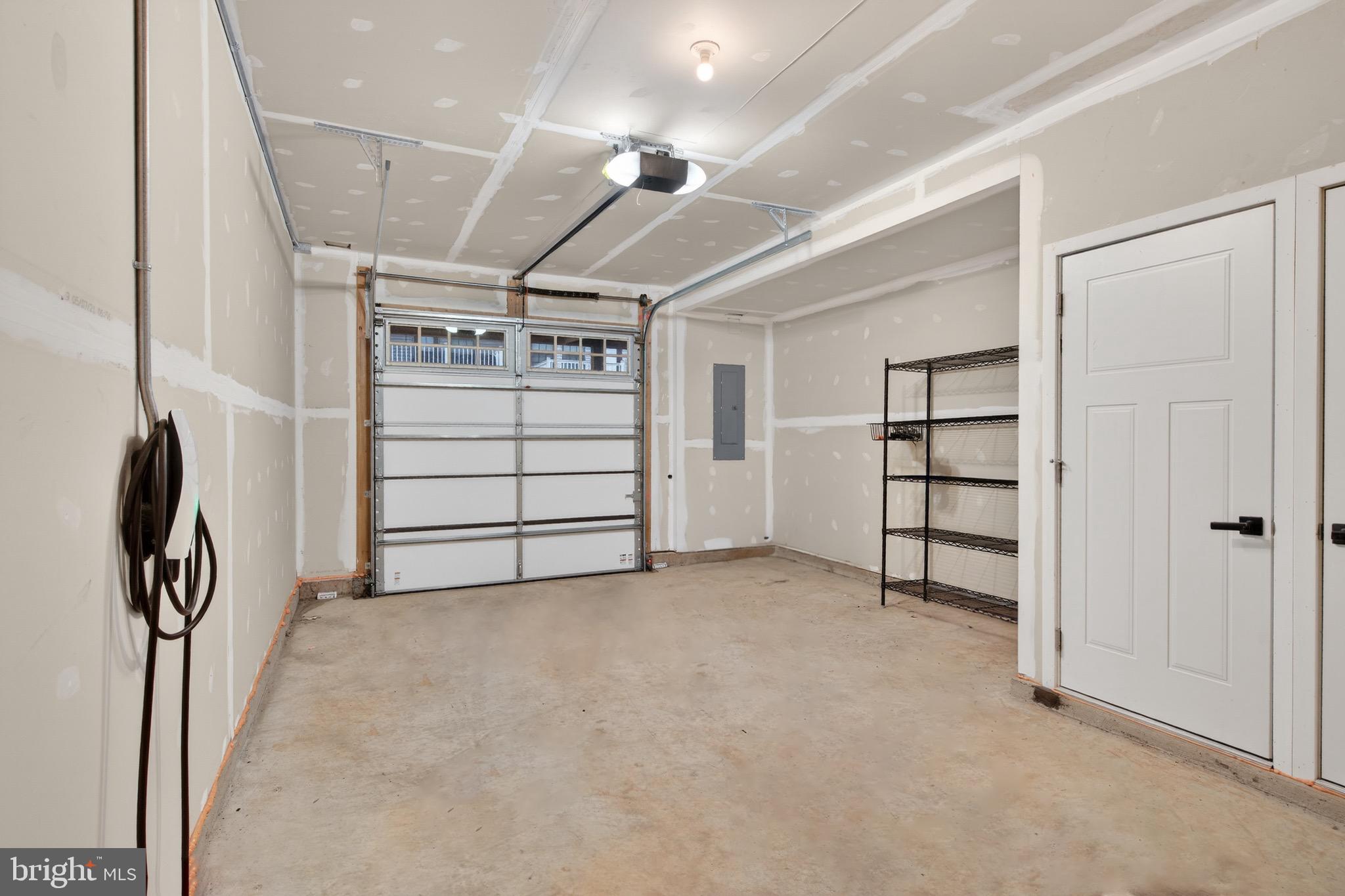 FOSTER'S GLEN - Residential Lease