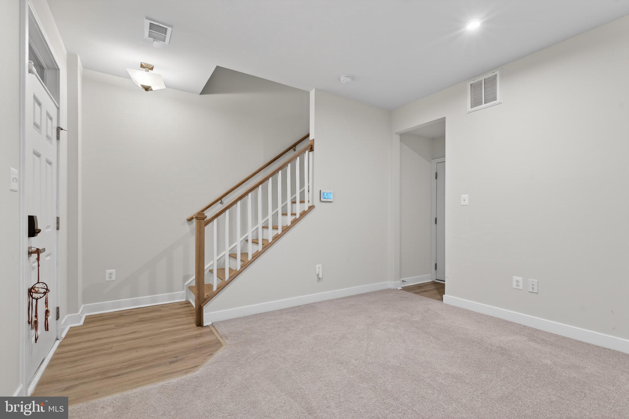 FOSTER'S GLEN - Residential Lease