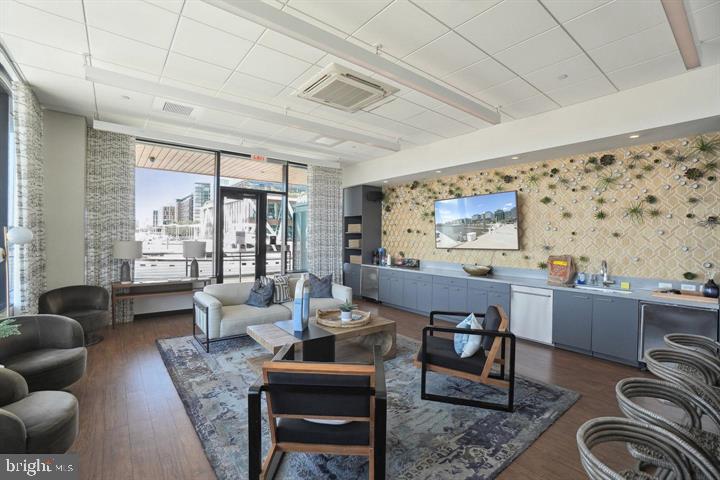 SW WATERFRONT - Land