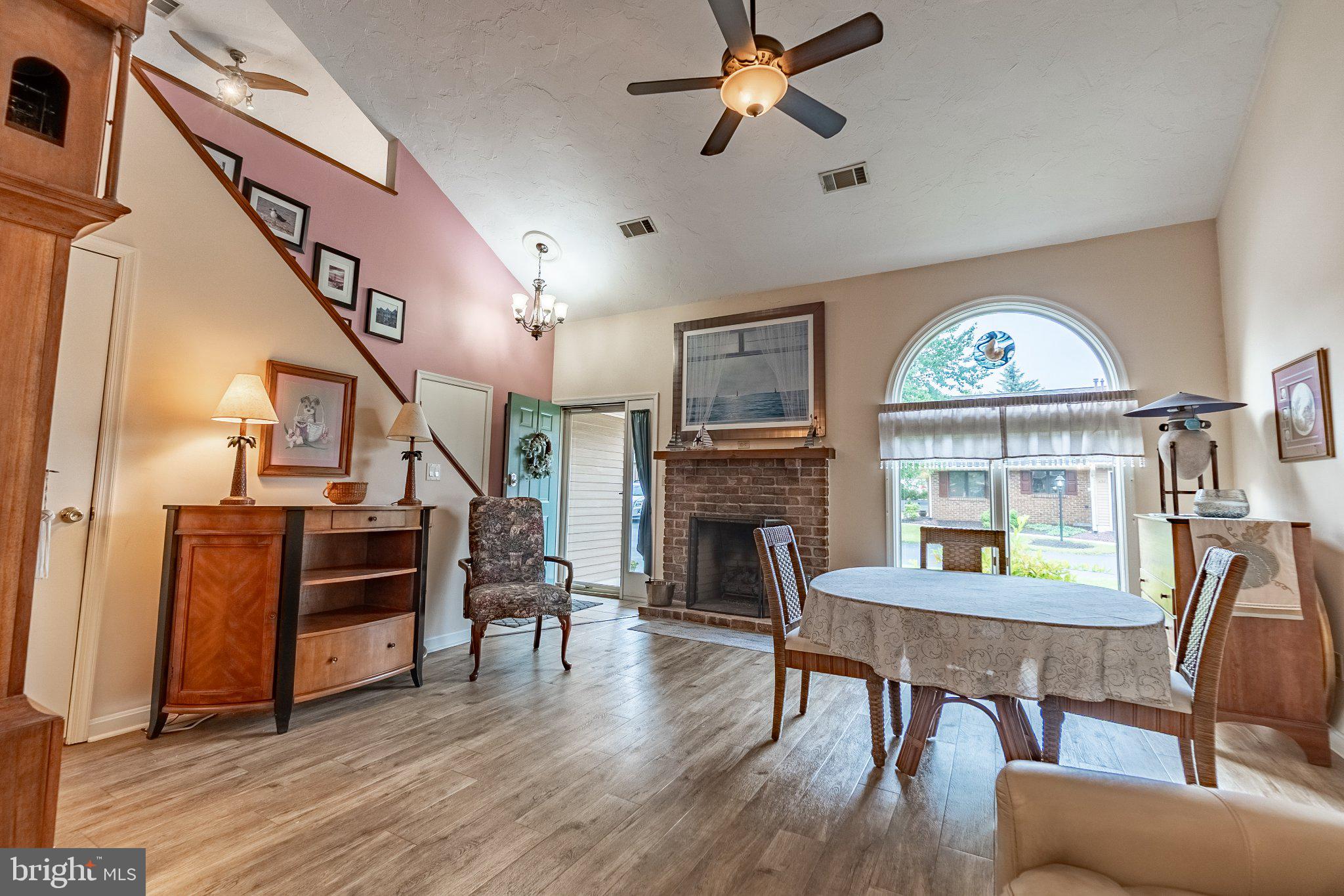 435 DEERFIELD DRIVE 435