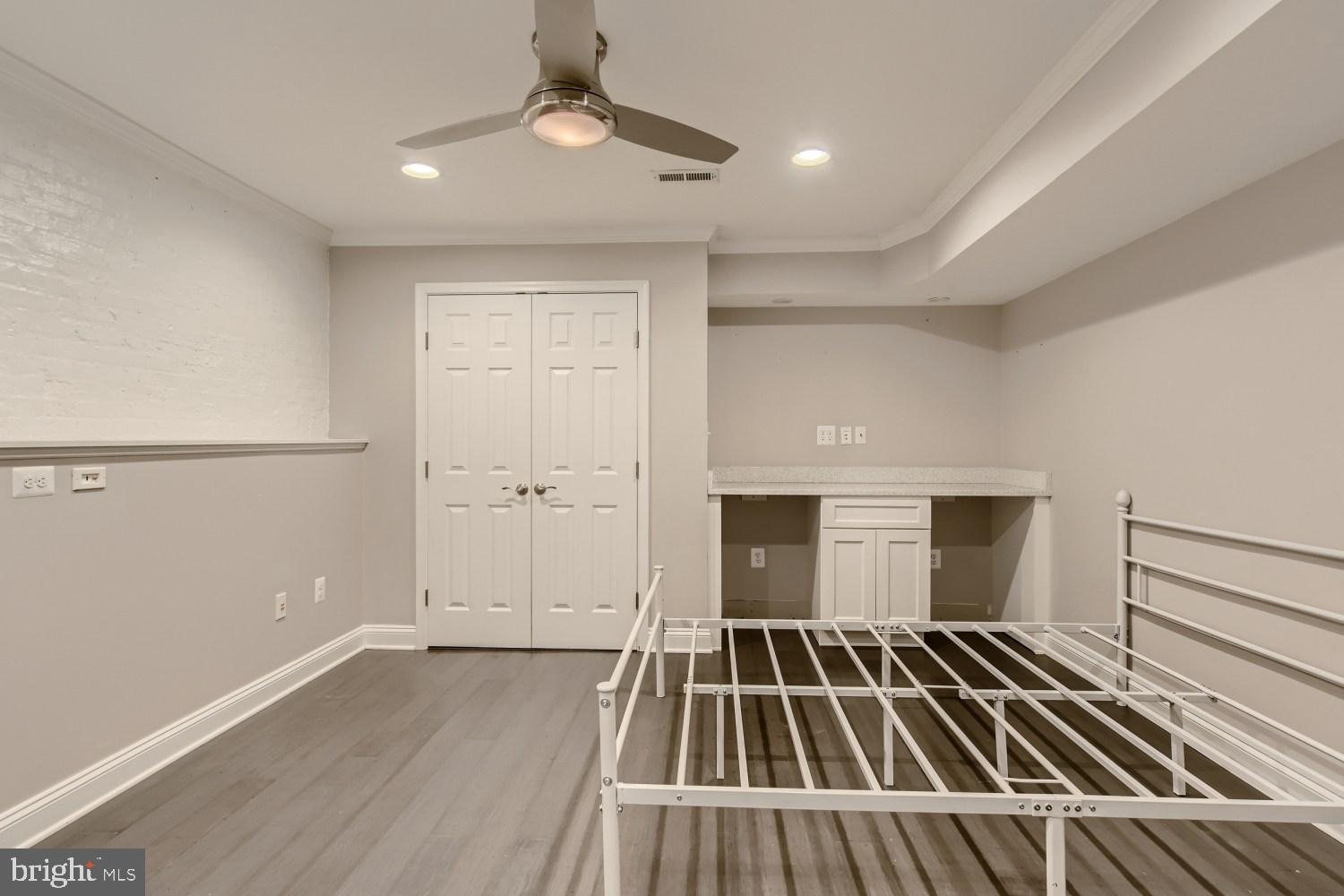 BREWERS HILL - Residential