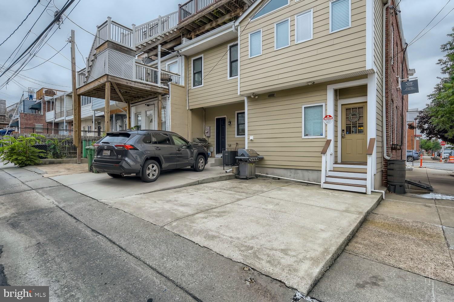 BREWERS HILL - Residential