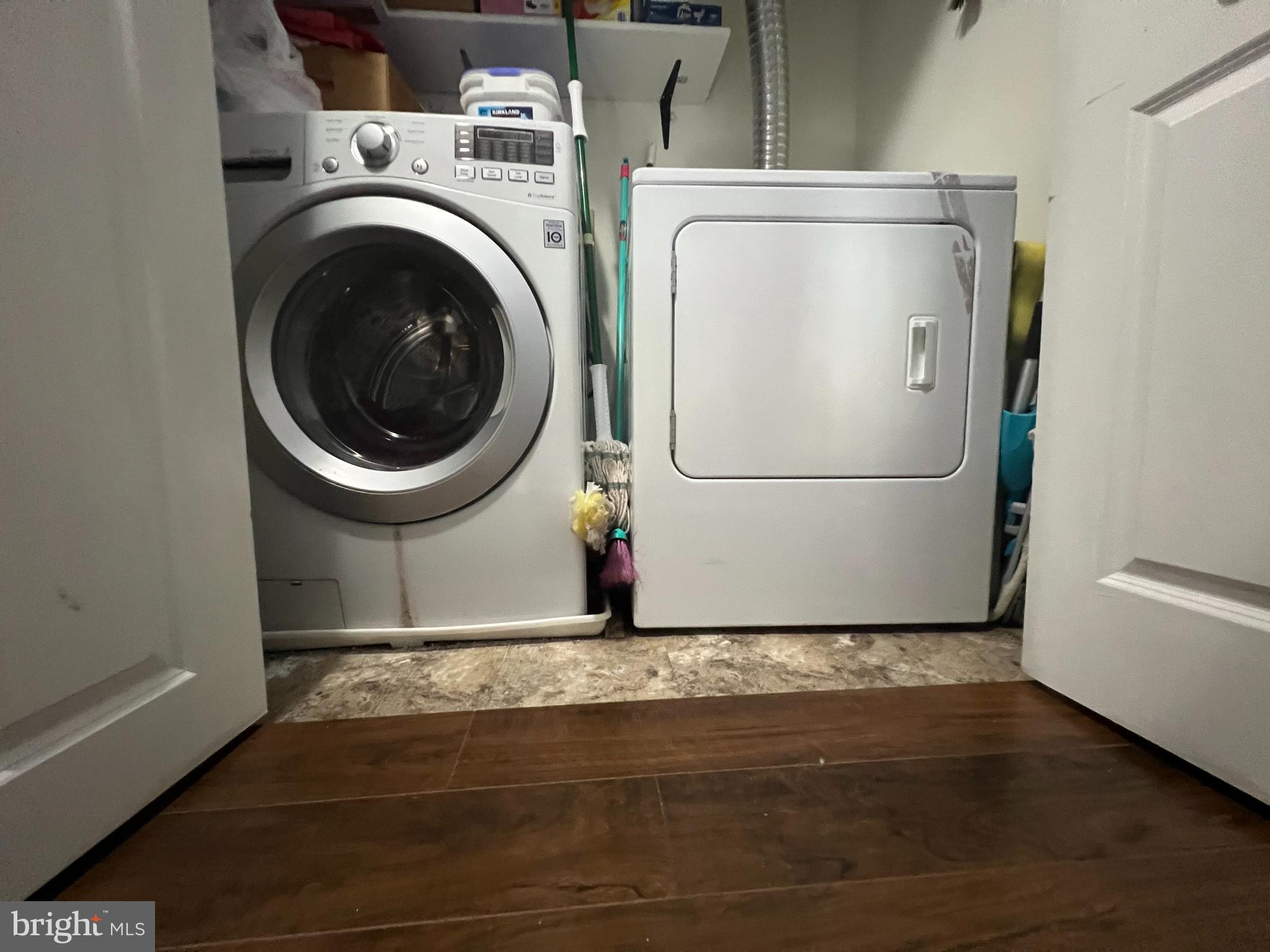 DALE CITY - Residential