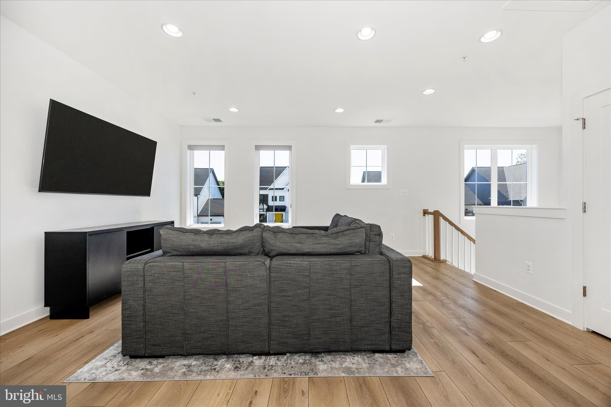 ROSEHAVEN - Residential