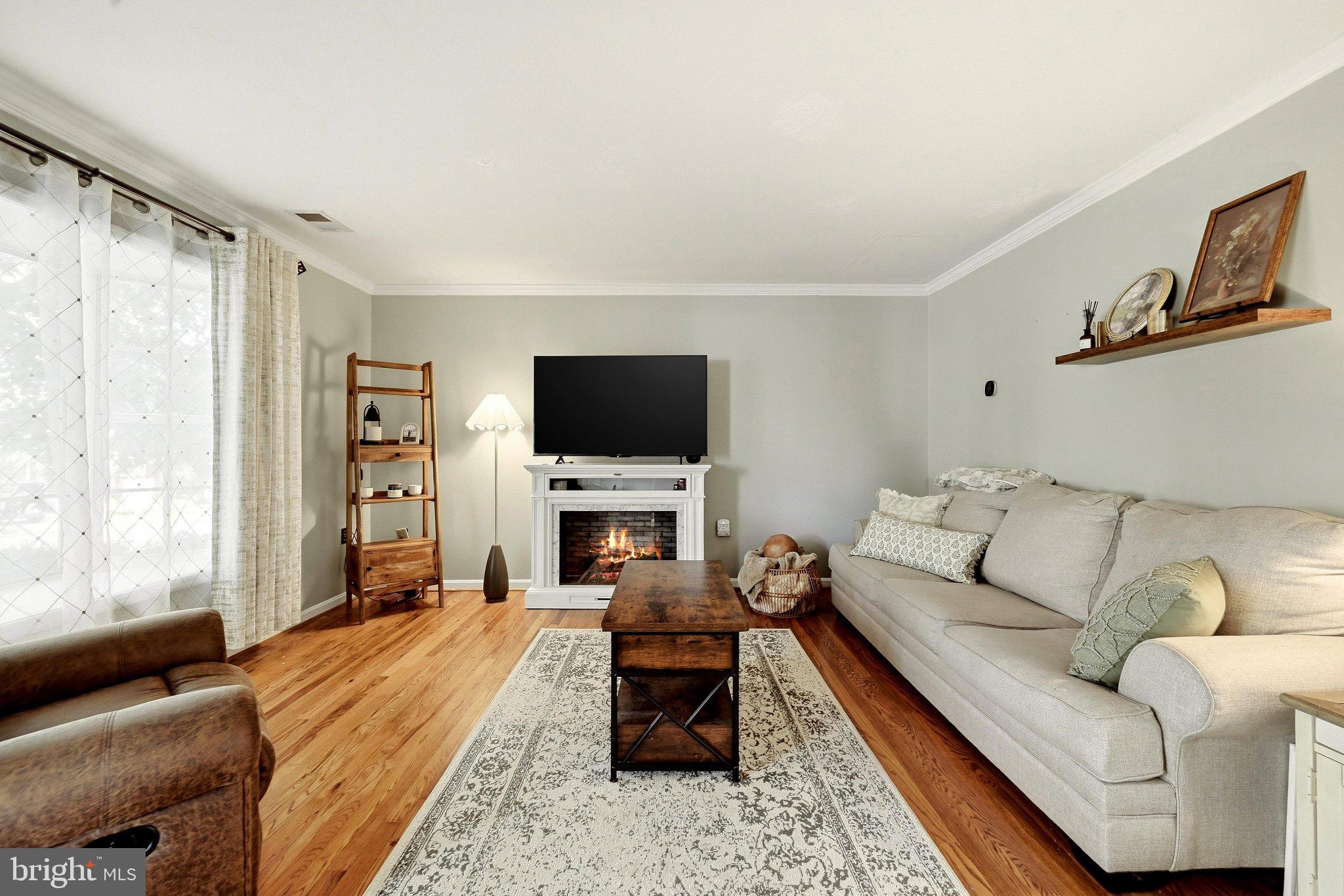251 WATERFORD LANE