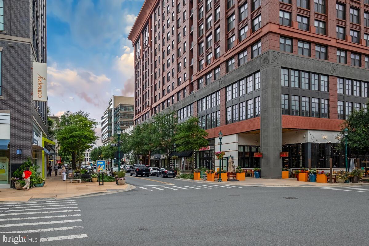 OLD GEORGETOWN VILL CODM - Residential