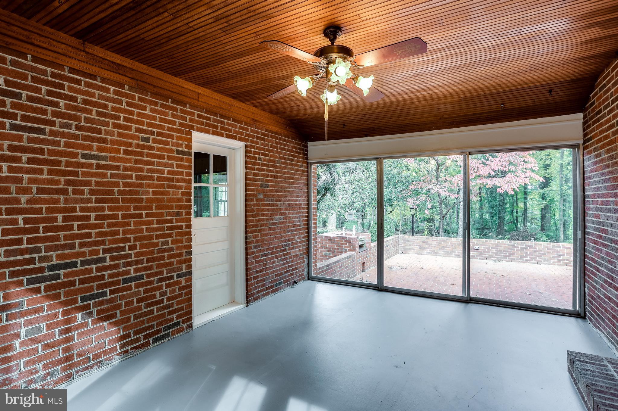 ROUND BAY - Residential