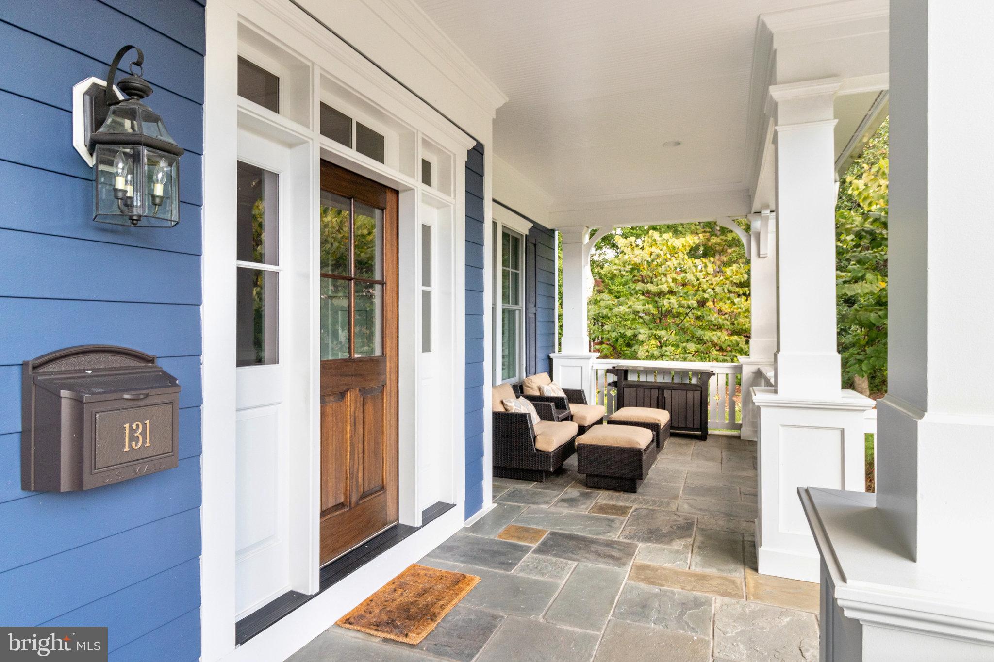 VIENNA WOODS - Residential