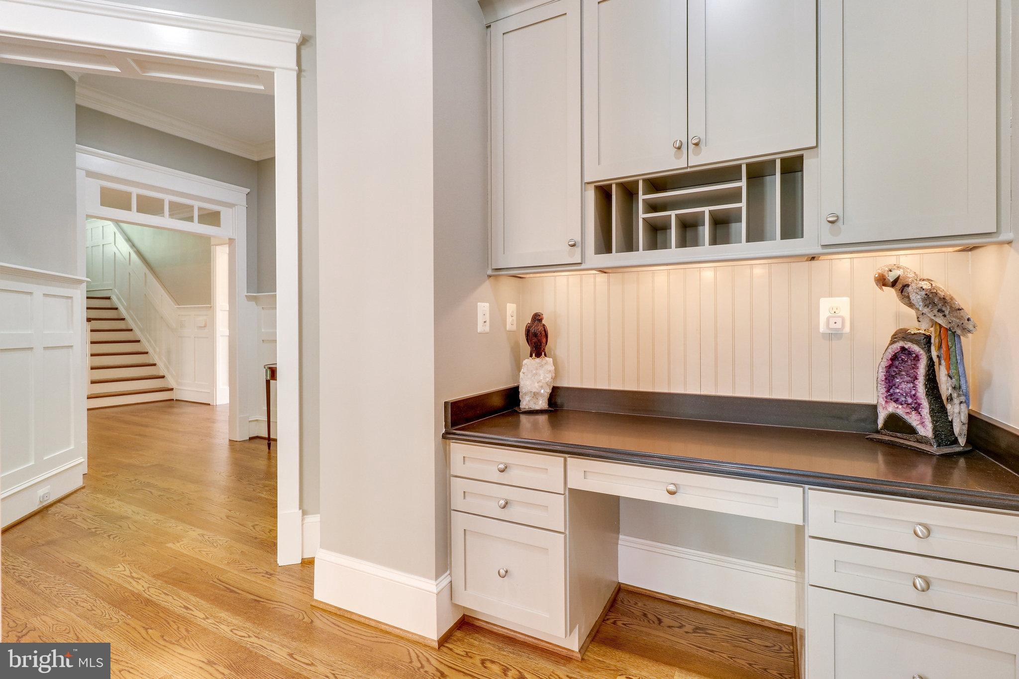 VIENNA WOODS - Residential