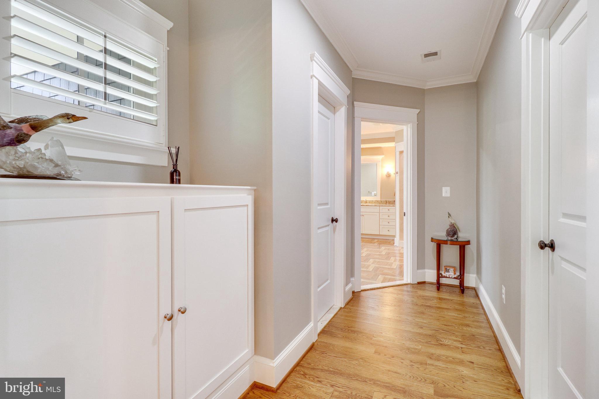 VIENNA WOODS - Residential