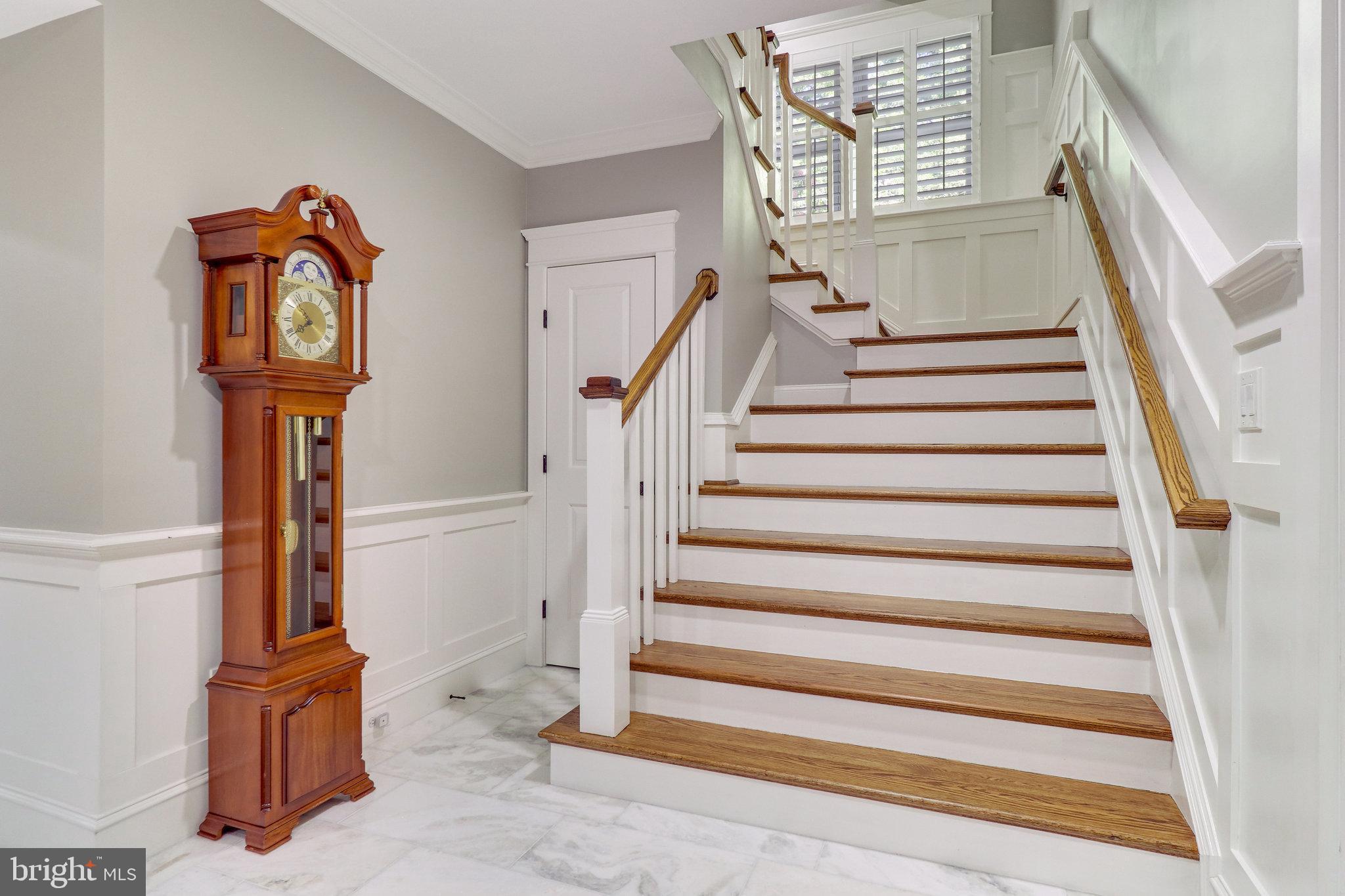 VIENNA WOODS - Residential