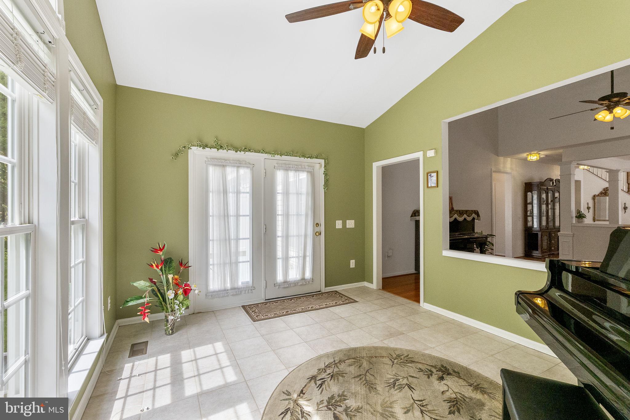 HEARTHSTONE AT VILLAGE CREST CONDOMINIUMS - Residential