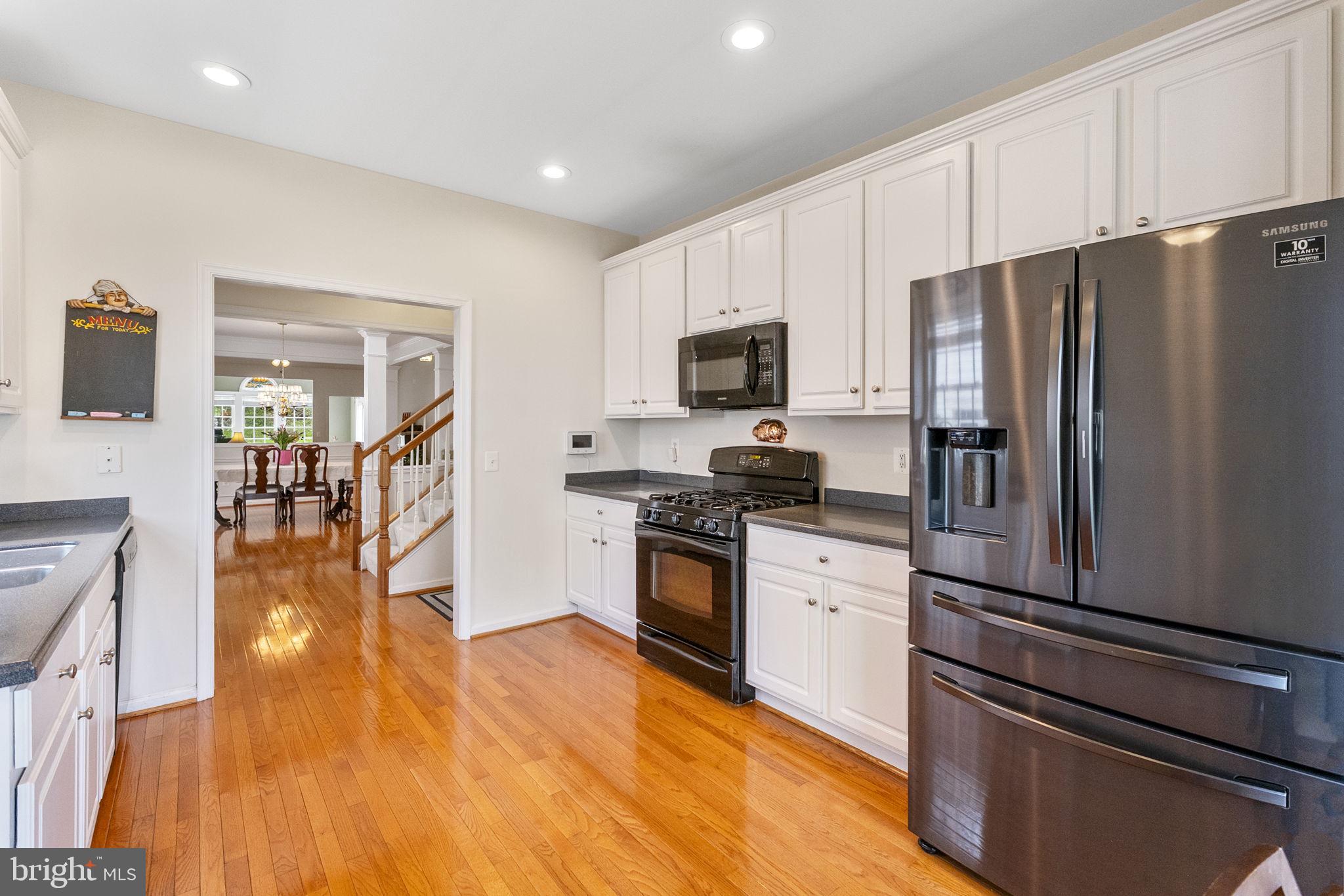 HEARTHSTONE AT VILLAGE CREST CONDOMINIUMS - Residential