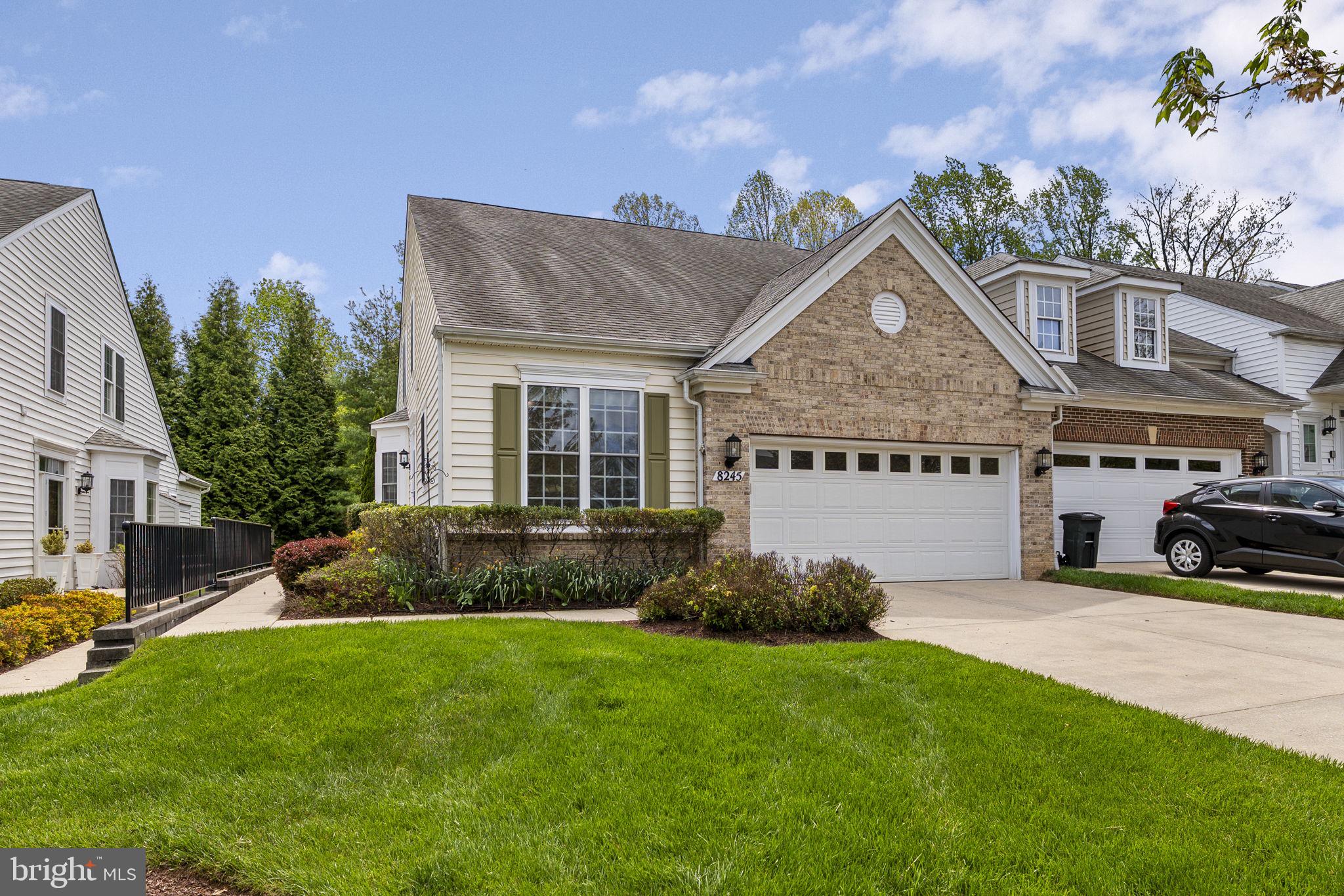 HEARTHSTONE AT VILLAGE CREST CONDOMINIUMS - Residential