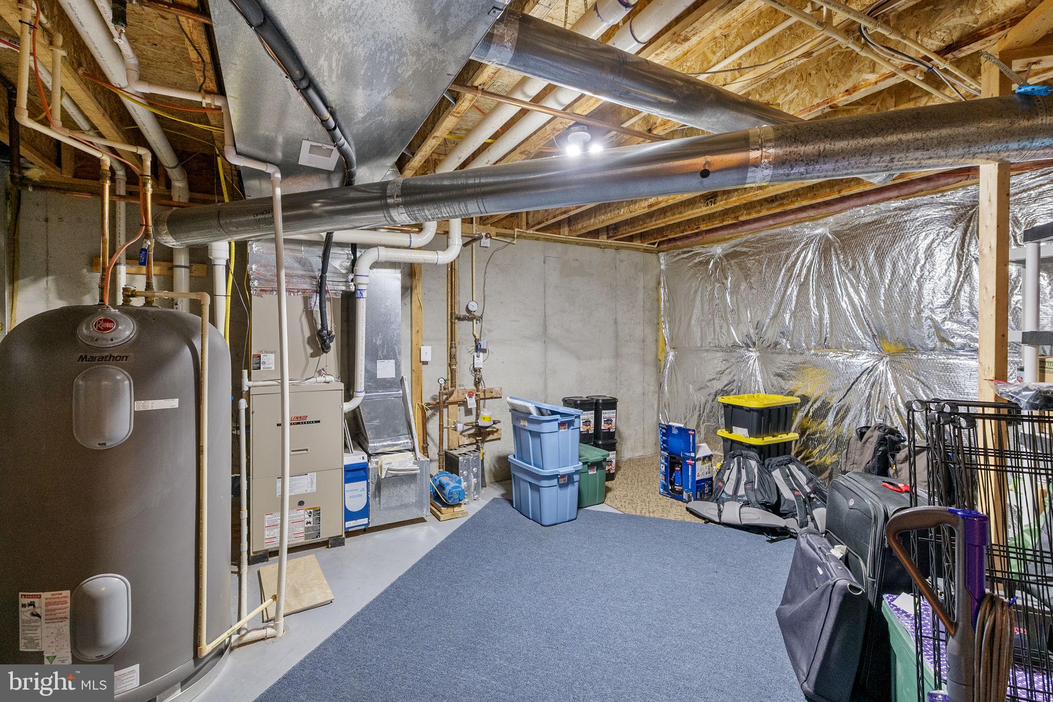 HEARTHSTONE AT VILLAGE CREST CONDOMINIUMS - Residential