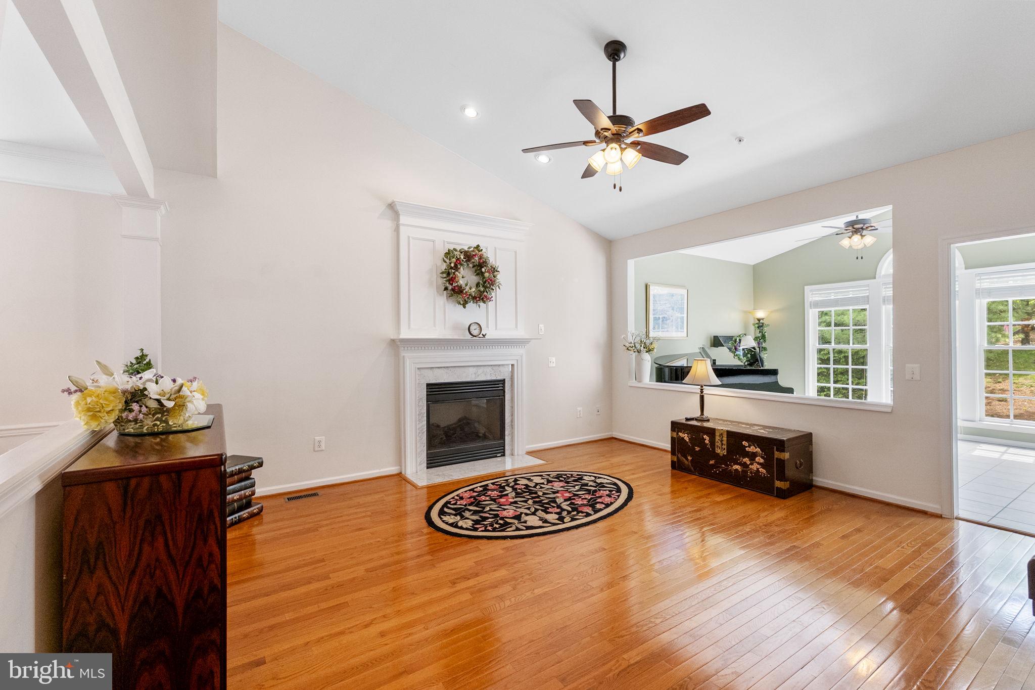 HEARTHSTONE AT VILLAGE CREST CONDOMINIUMS - Residential