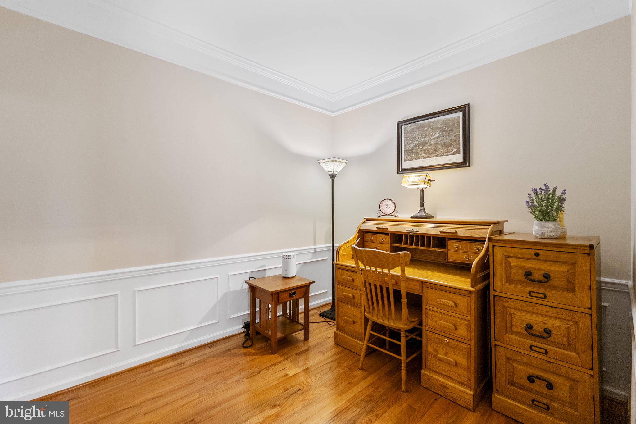 HEARTHSTONE AT VILLAGE CREST CONDOMINIUMS - Residential