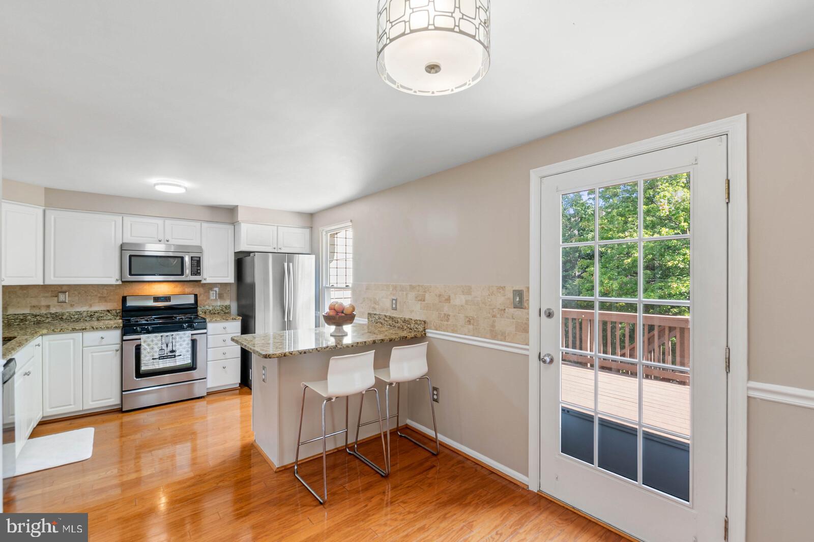 OLD GABLE SQUARE - Residential