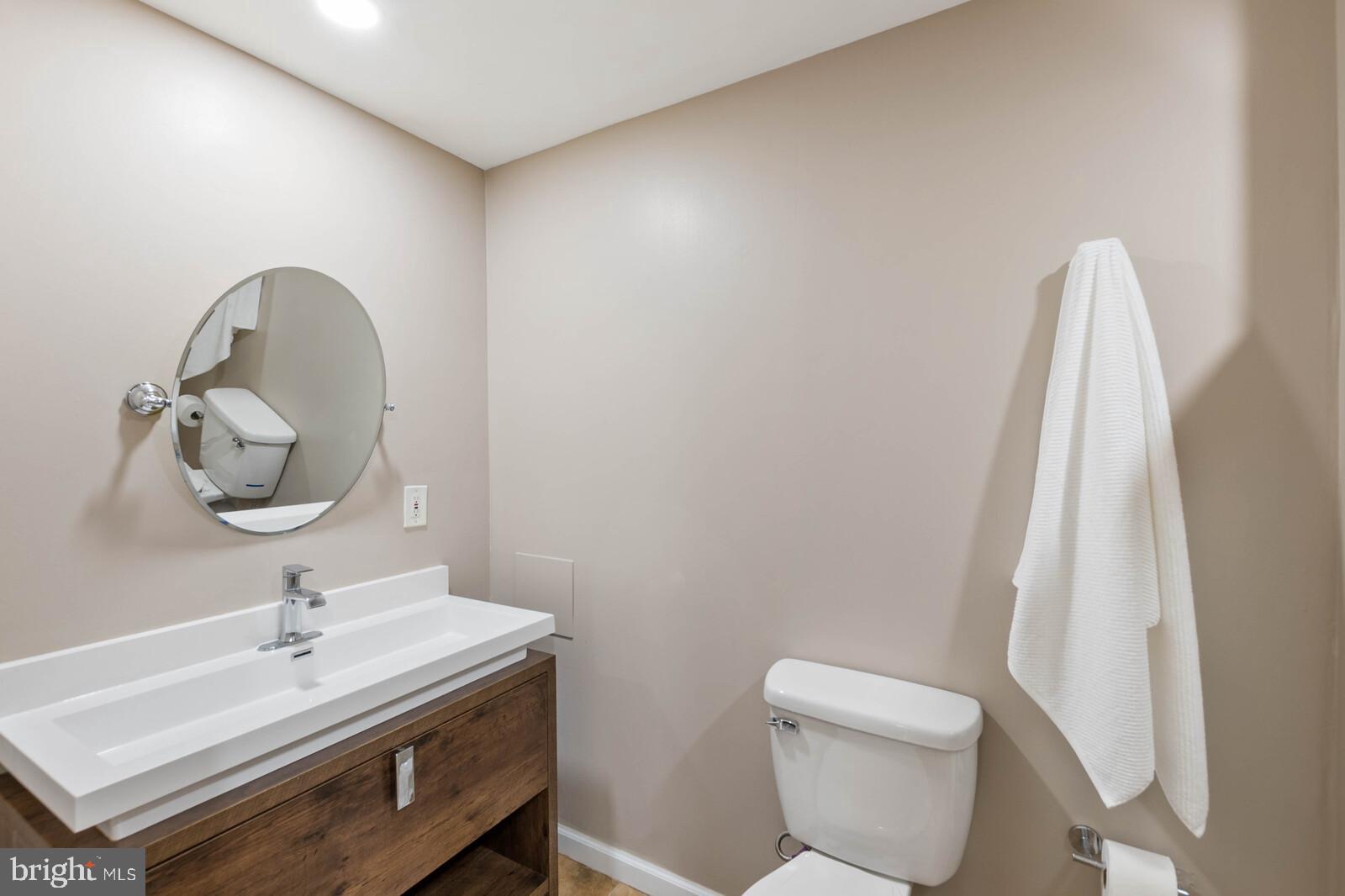 OLD GABLE SQUARE - Residential