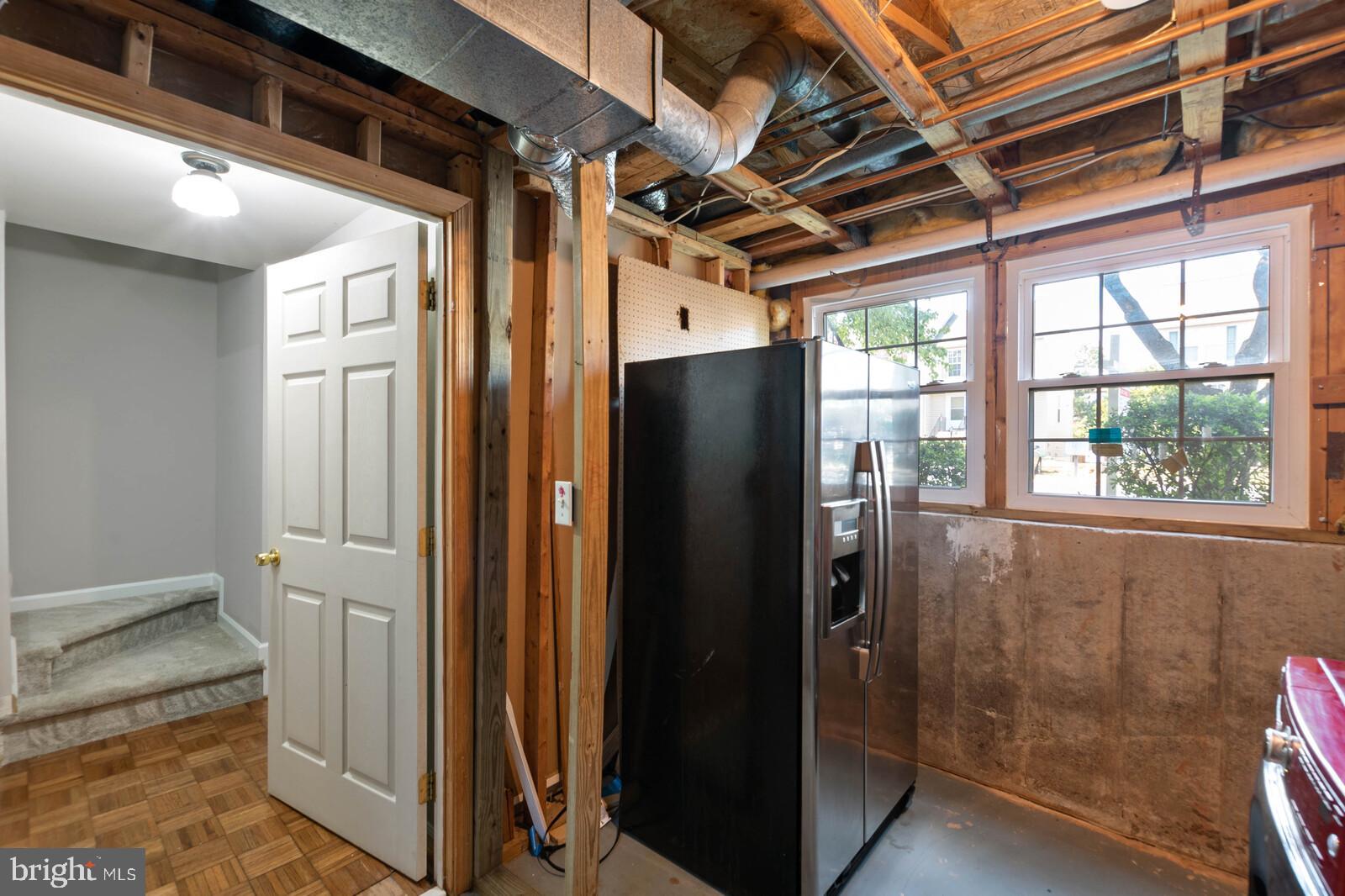 OLD GABLE SQUARE - Residential