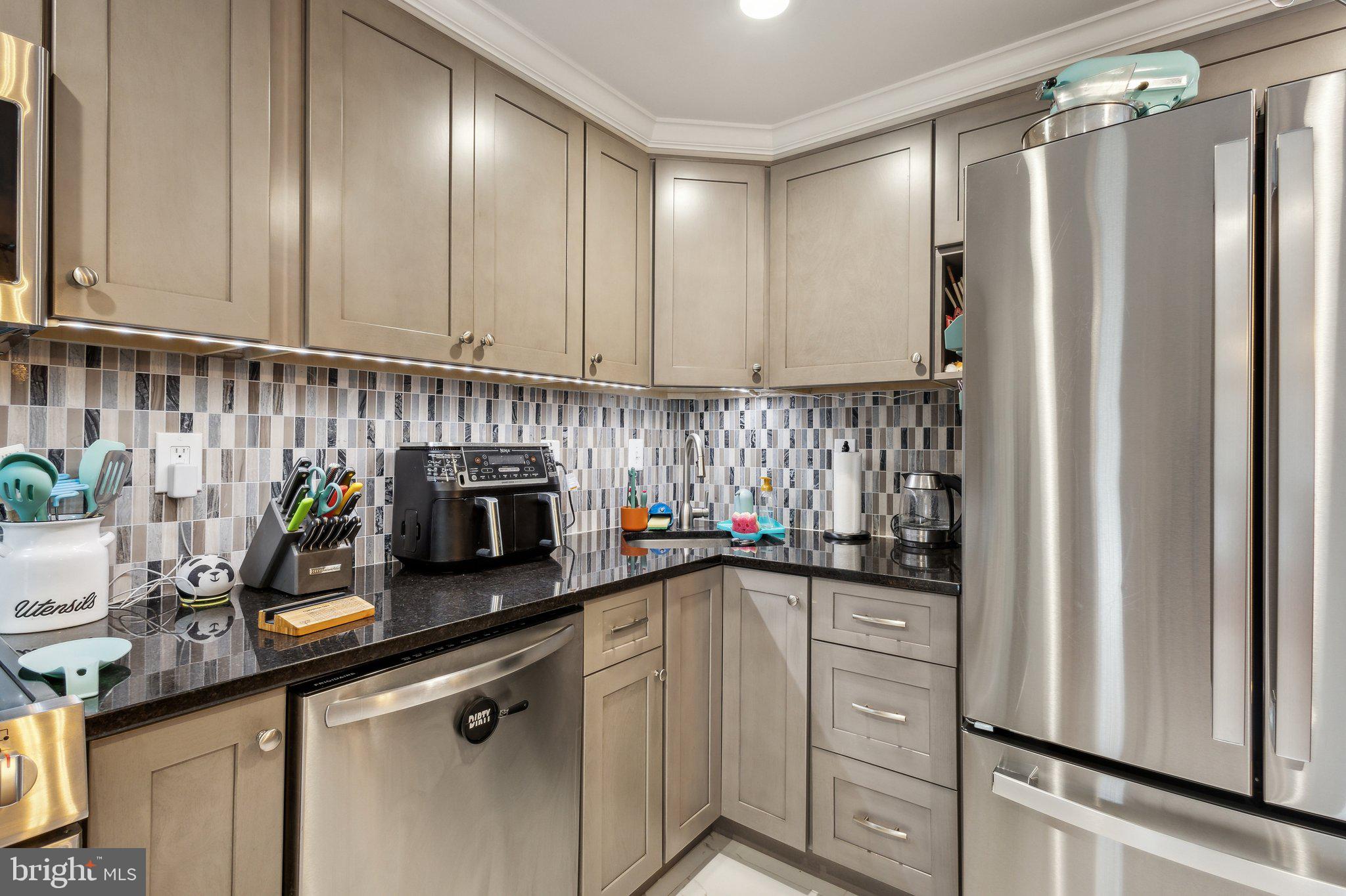 NEWINGTON FOREST - Residential