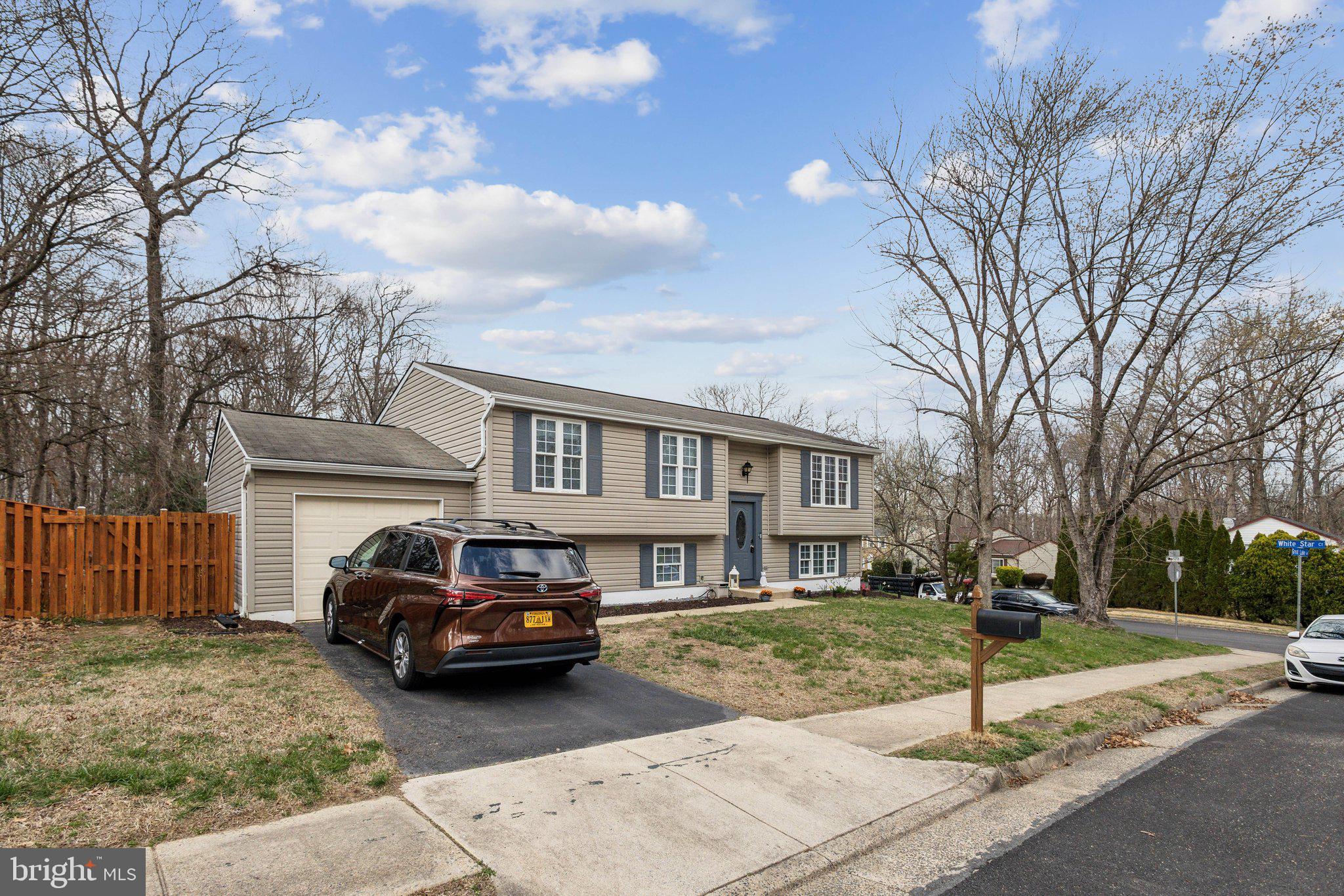 NEWINGTON FOREST - Residential