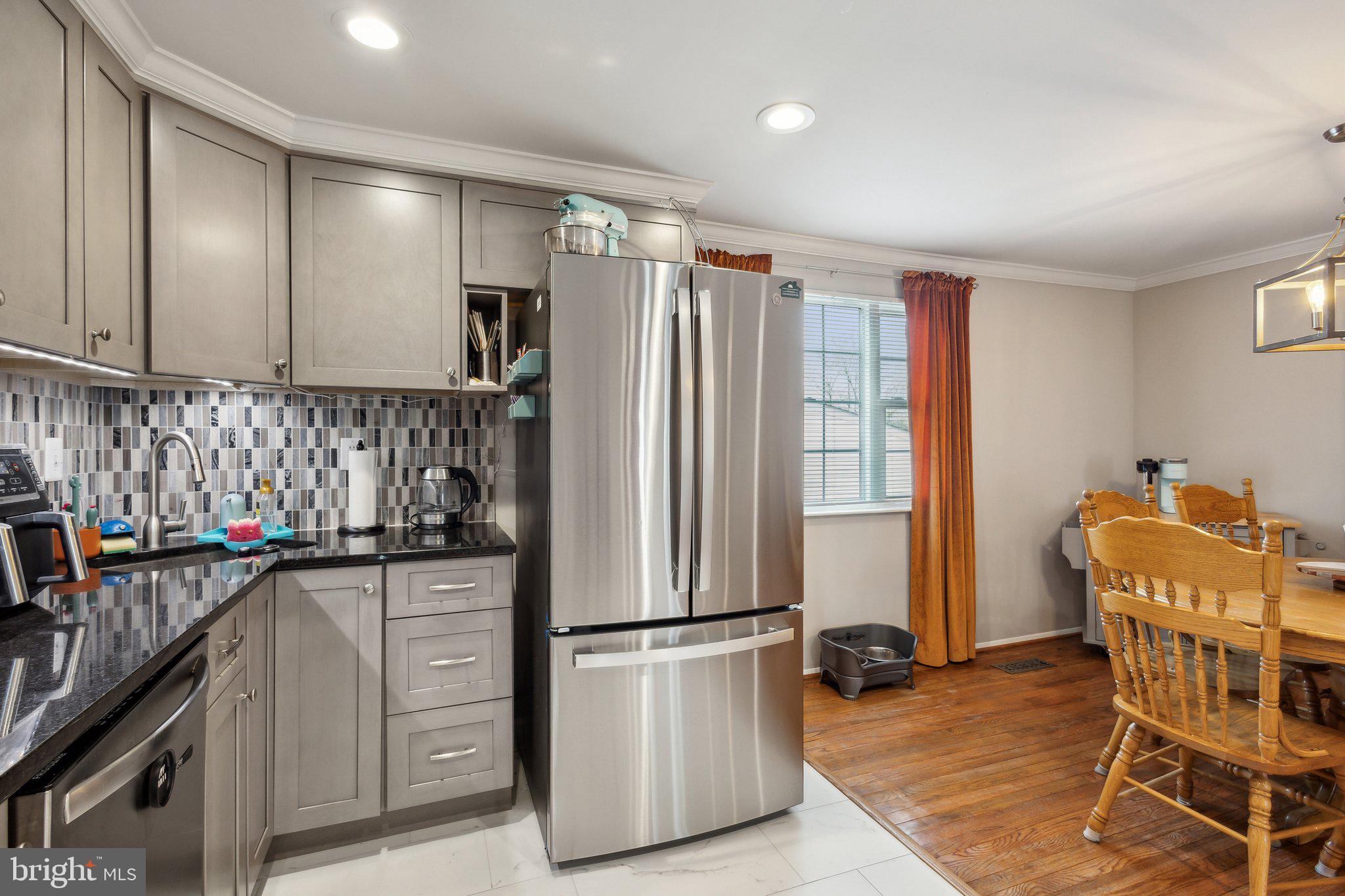 NEWINGTON FOREST - Residential