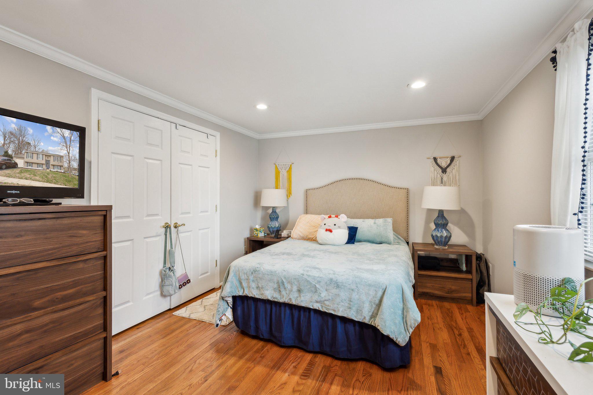 NEWINGTON FOREST - Residential