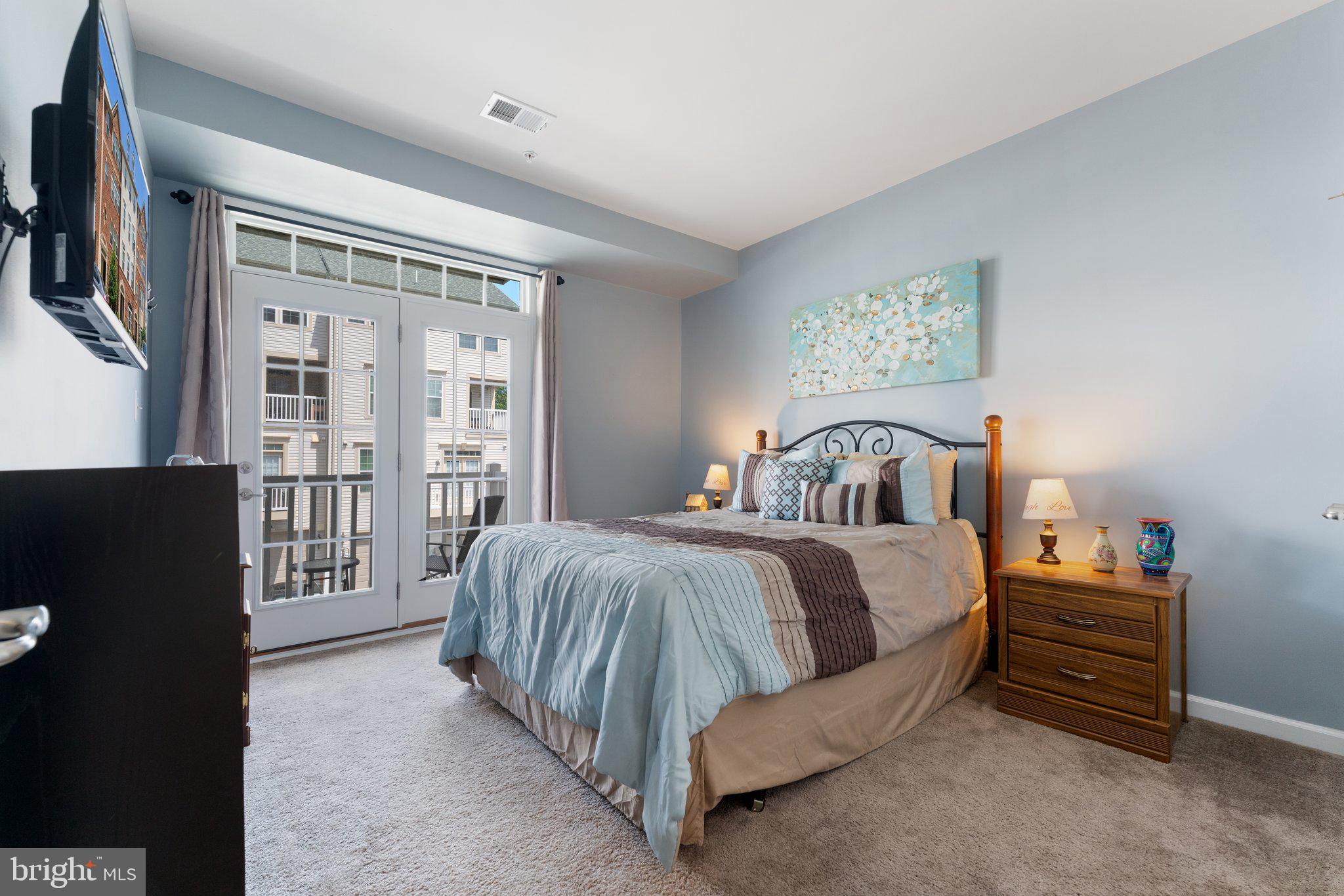 SOMERSET CONDO - Residential