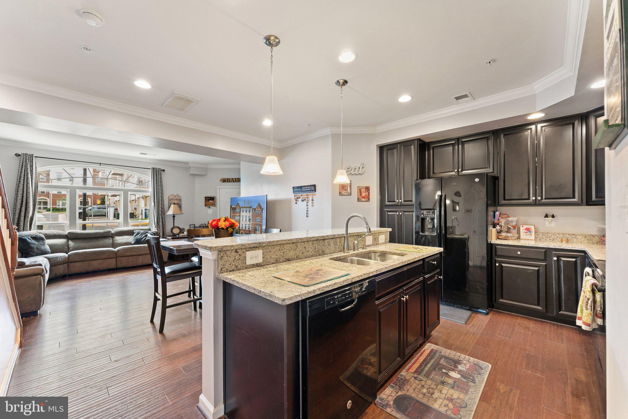 SOMERSET CONDO - Residential