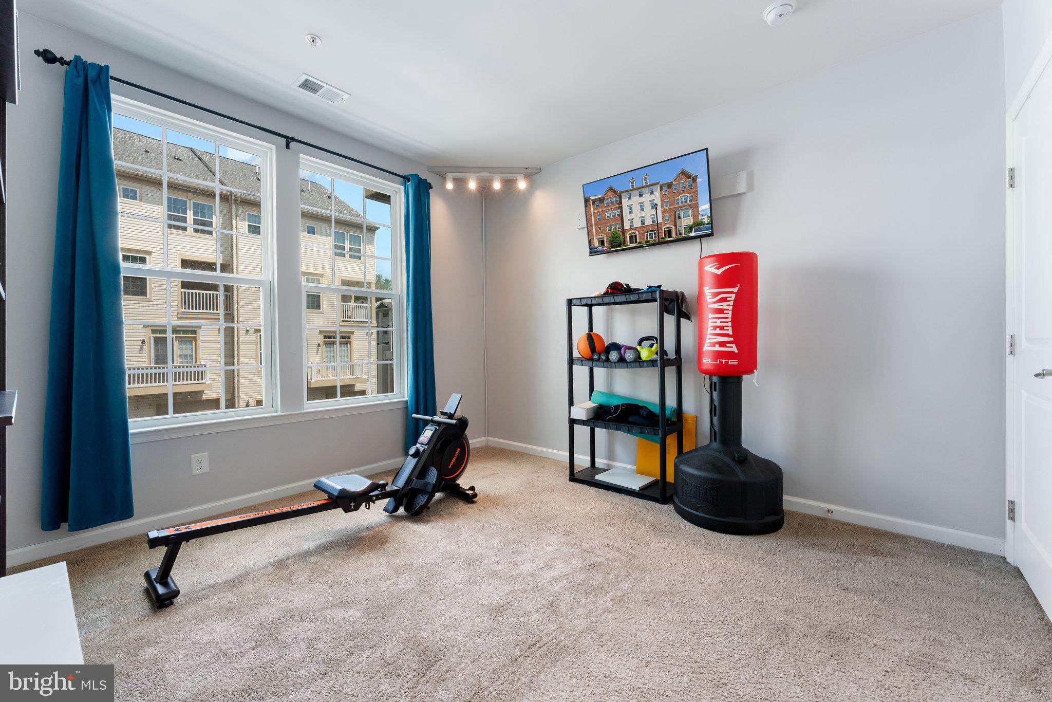 SOMERSET CONDO - Residential